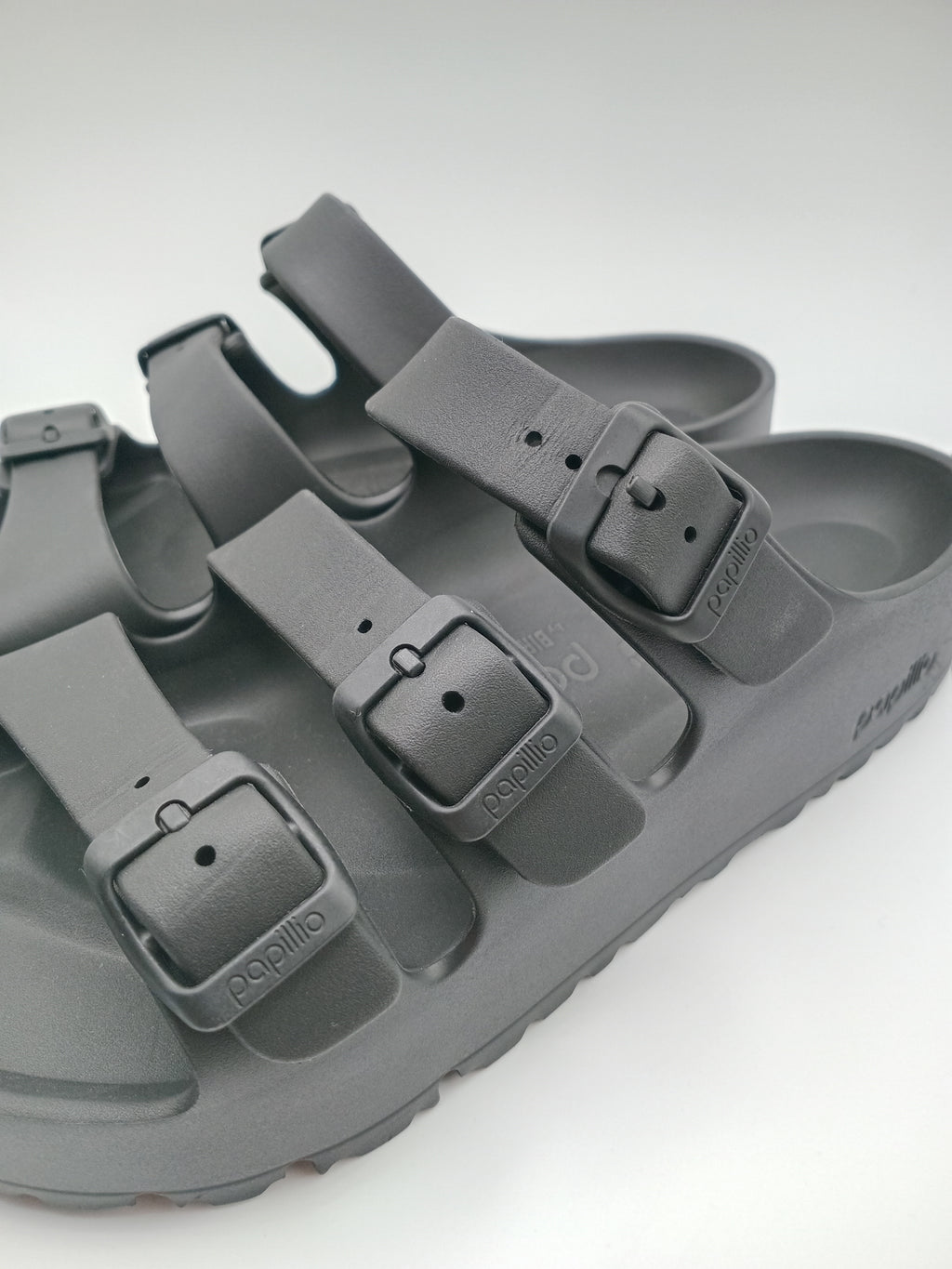 SANDÁLIA FLORIDA III EVA PAP FLEX PLATAFORM PAPILLIO BY BIRKENSTOCK  BLACK FIVELA PRETA PLÁSTICO PRETO 3 TIRAS