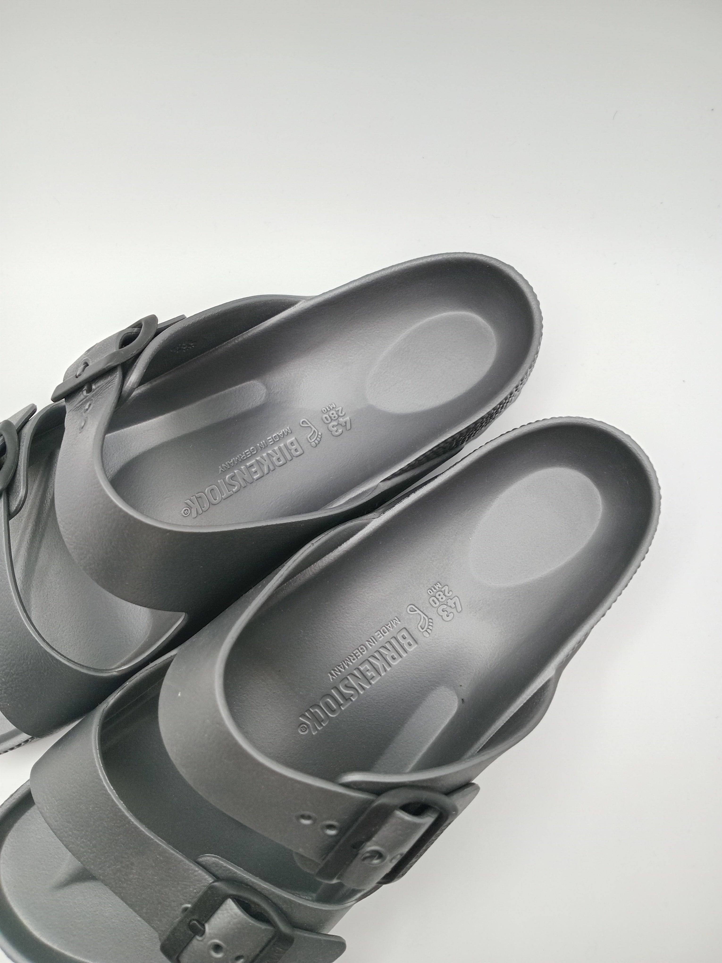 SANDÁLIA ARIZONA EVA BIRKENSTOCK GRAY FIVELA CINZA PLÁSTICO ASFALTO