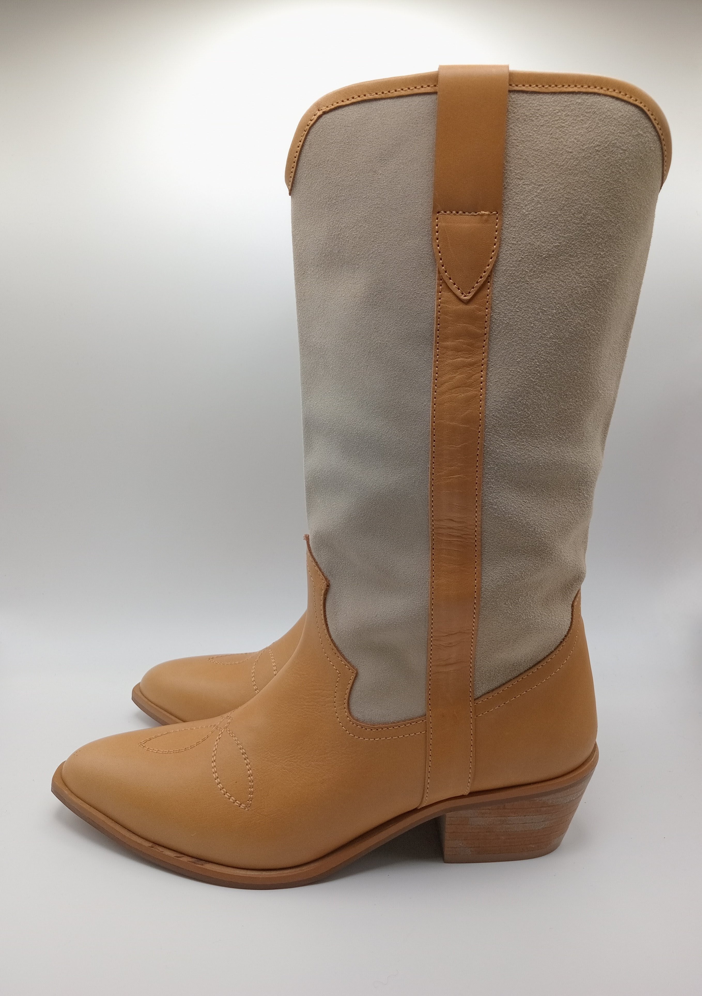 BOTA TEXANA BEAT SHOES BEGE COURO BICUDO