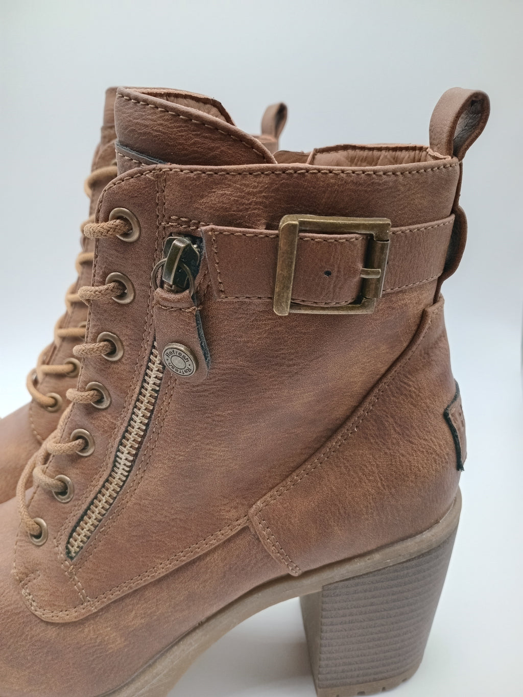 BOTA COTURNO REFRESH CASTANHO ECO PELE ZIPER TIRA AJUSTE TRASEIRO