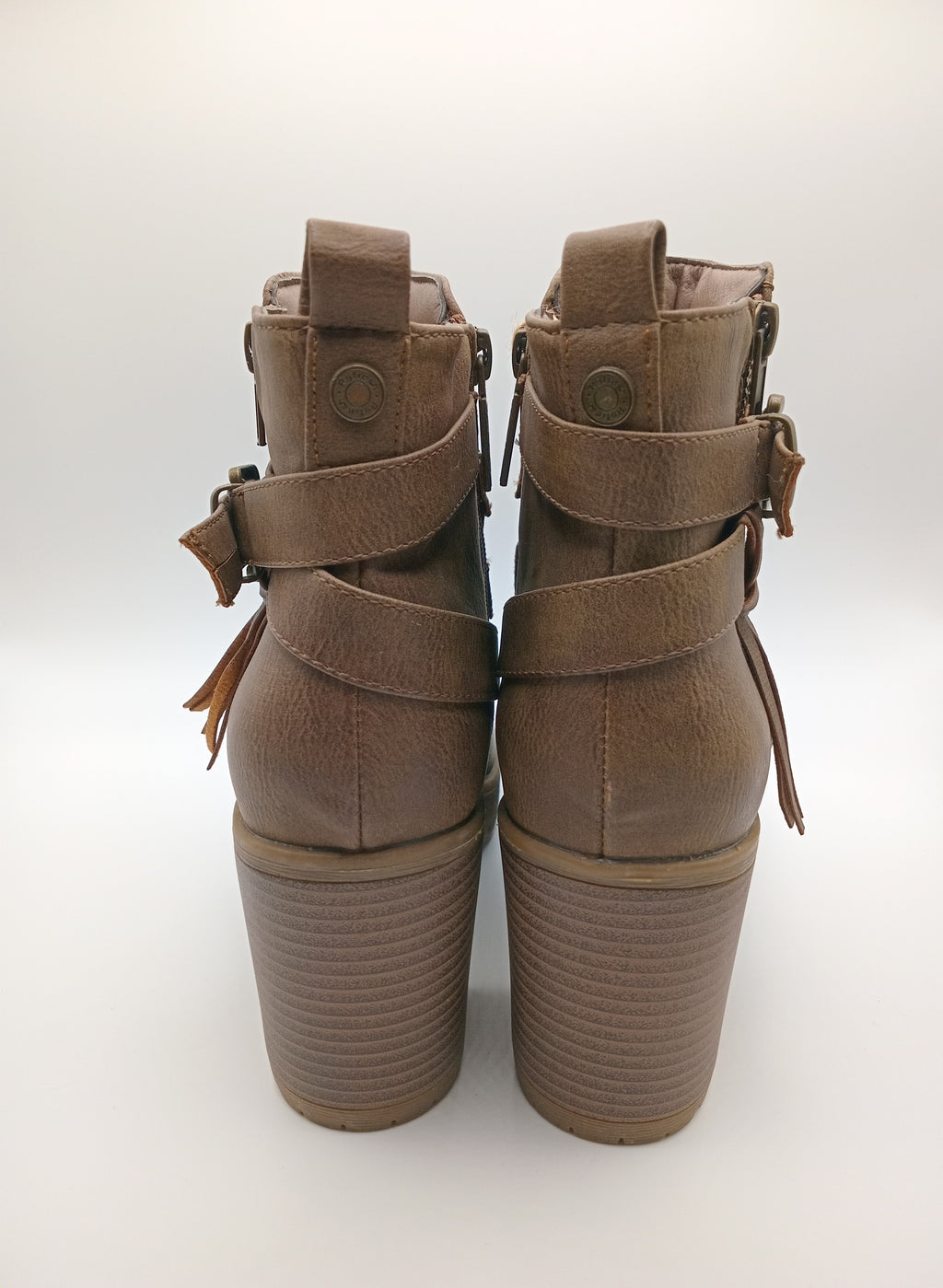 BOTA REFRESH CASTANHO ECO PELE TIRAS TAXAS ZIPER