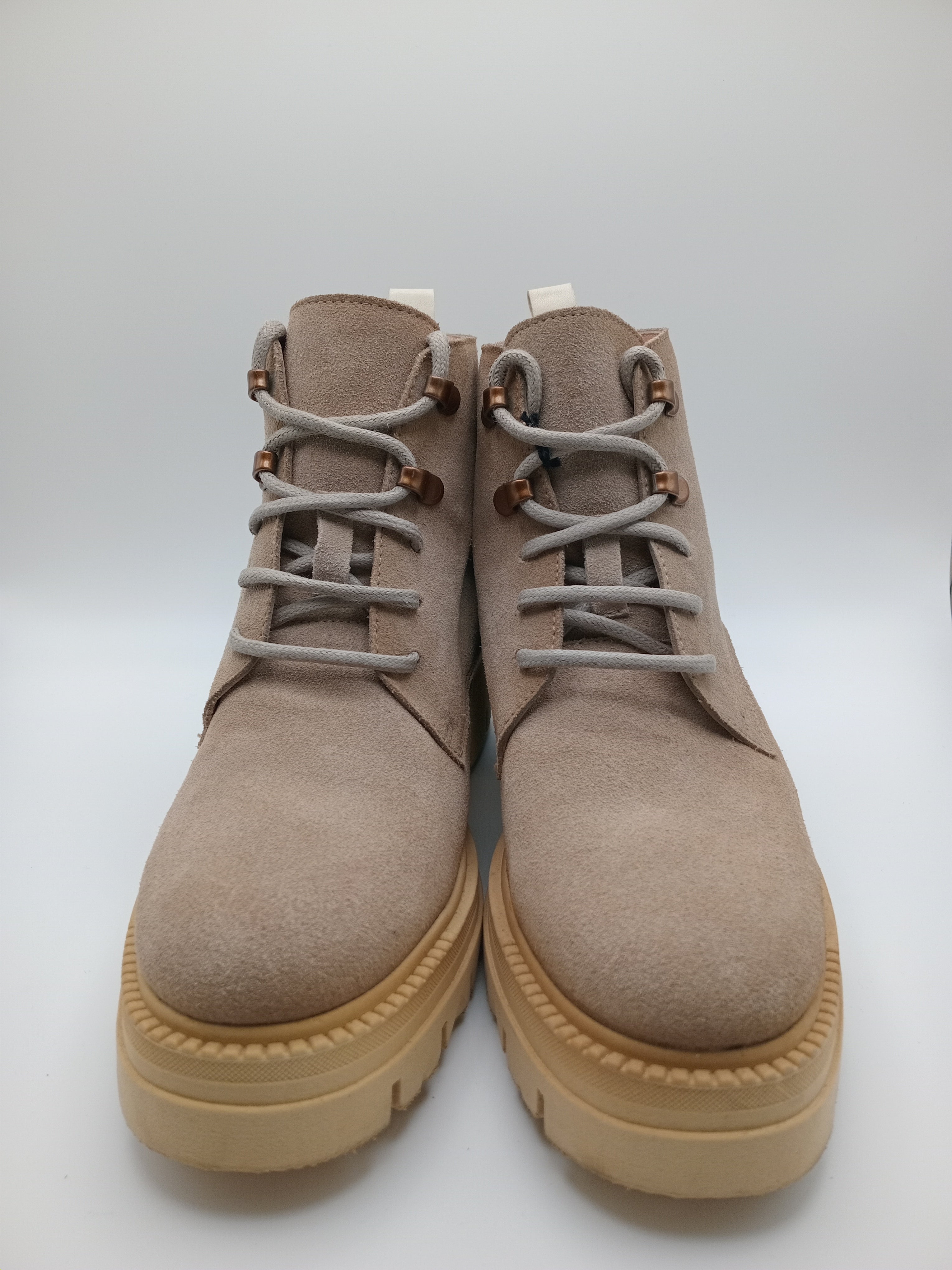 BOTA COTURNO HISPANITAS BEGE COURO LOGO LATERAL