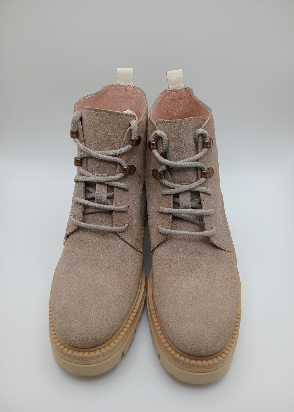 BOTA COTURNO HISPANITAS BEGE COURO LOGO LATERAL