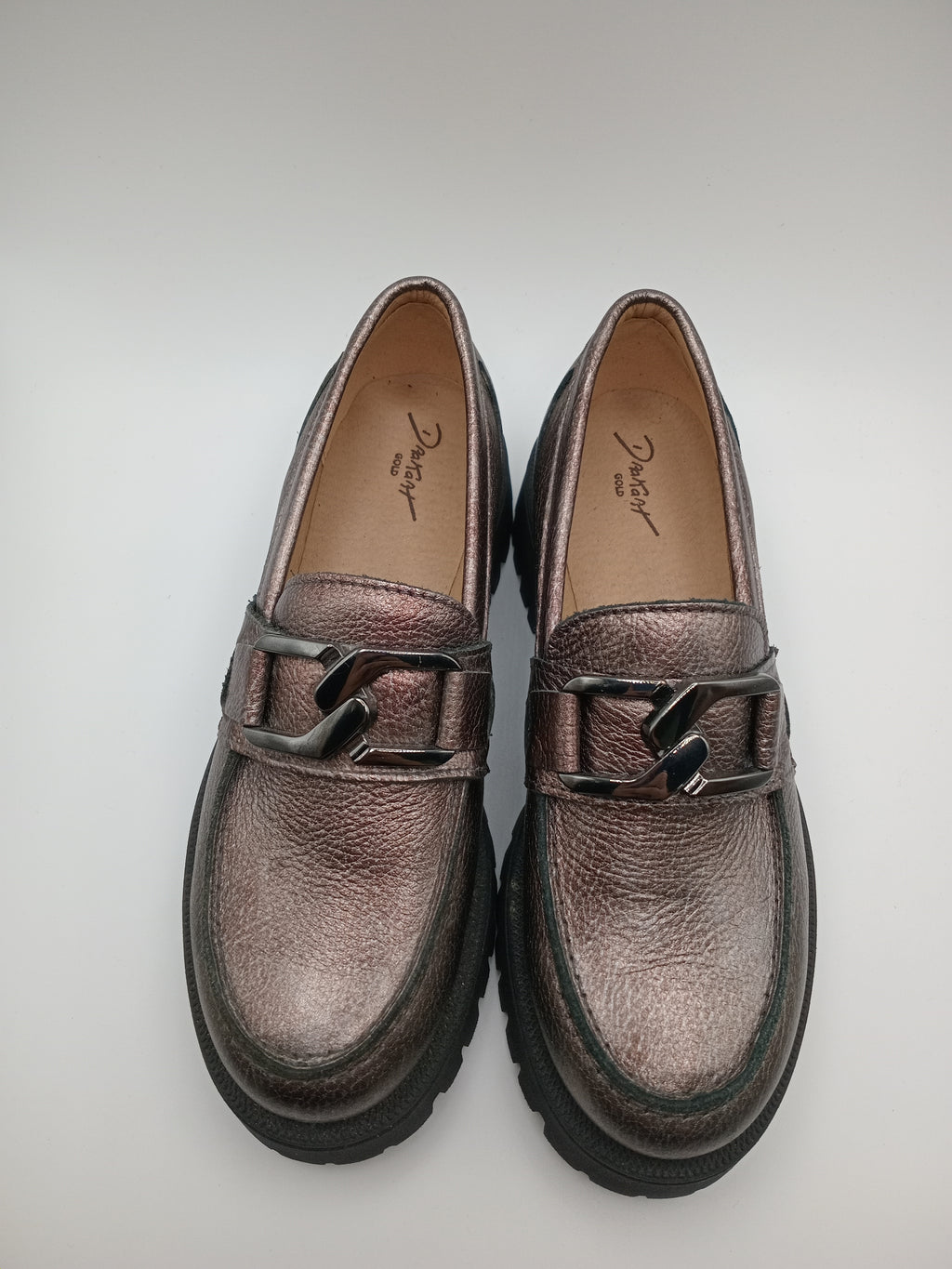 MOCASSIM TRATORADO DRAKART GOLD BRONZE COURO APLICAÇÃO PRATA TRATORADO