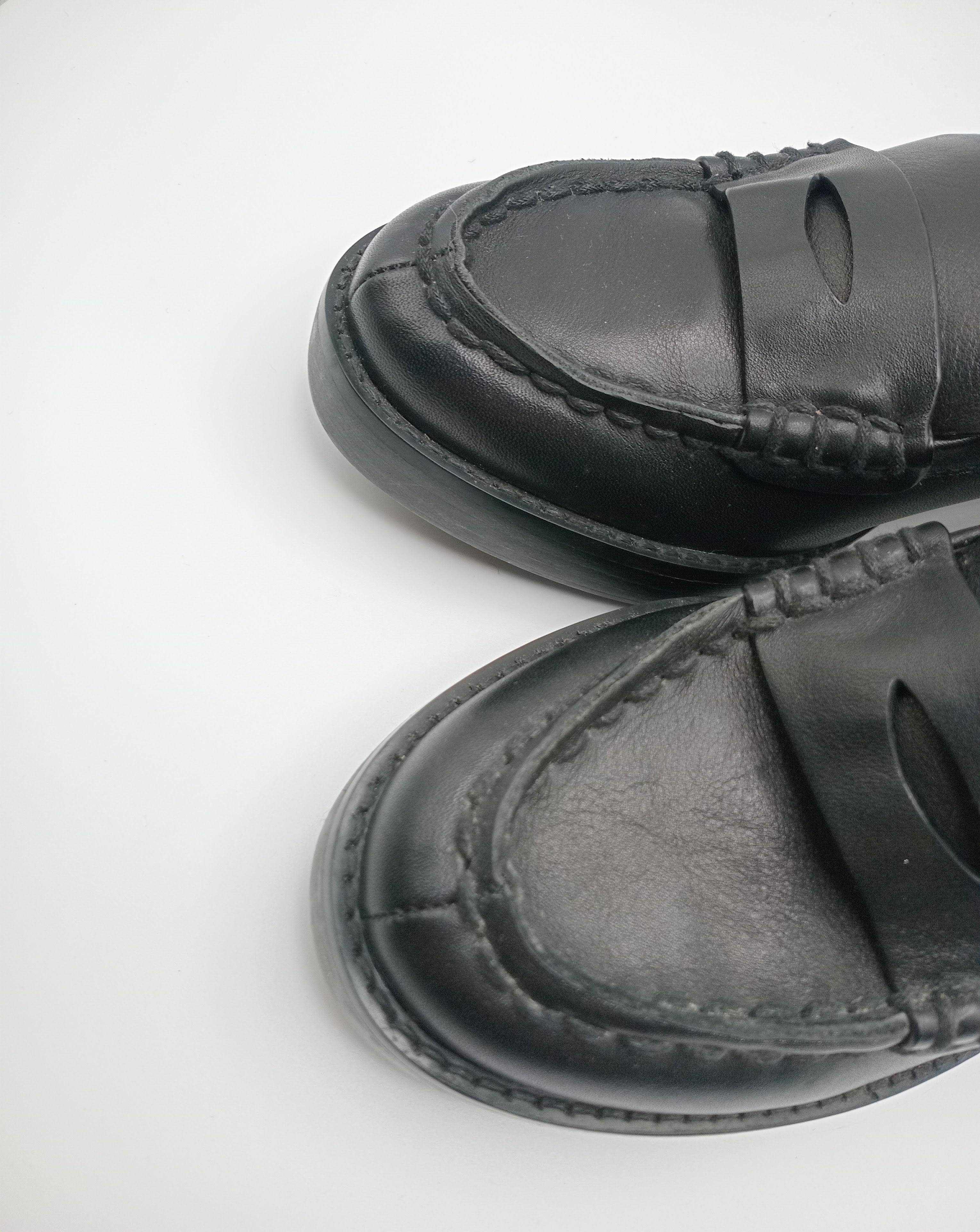 MOCASSIM SALTO BIBI LOU PRETO COURO LISO