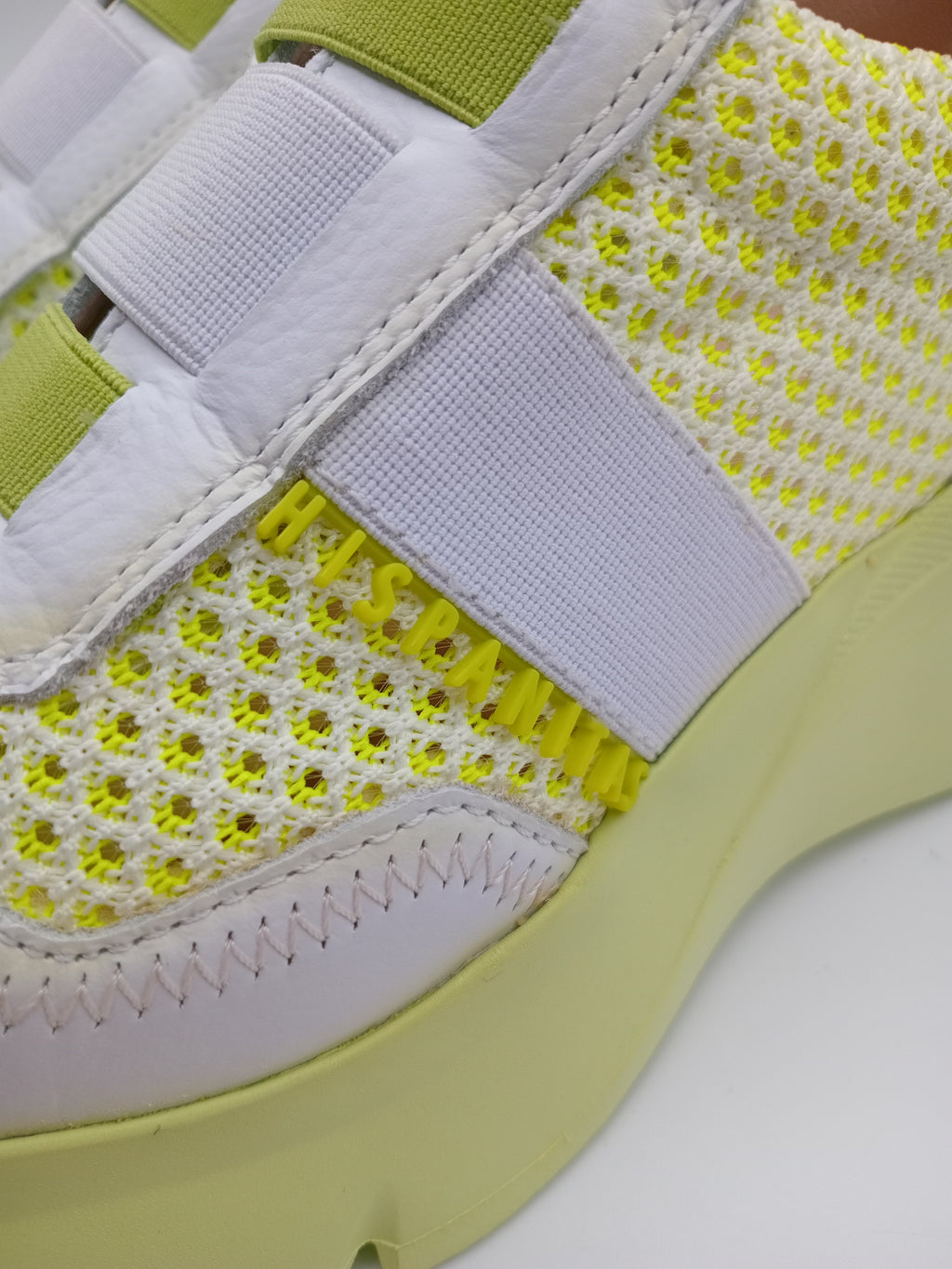 Sapatilhas Hispanitas Mulher Branco e Verde Limão Lima Neon; Ténis de Plataforma Casual em Pele com Malha Respirável; Calçado Confortável Sem Atacadores