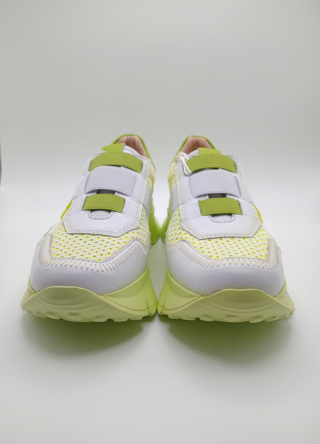 Sapatilhas Hispanitas Mulher Branco e Verde Limão Lima Neon; Ténis de Plataforma Casual em Pele com Malha Respirável; Calçado Confortável Sem Atacadores