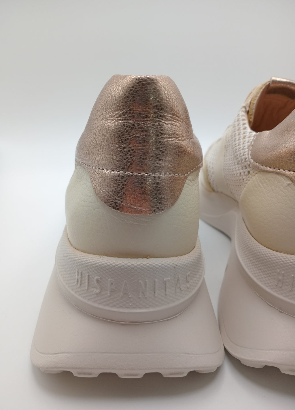 Sapatilhas Hispanitas Mulher Bege e Rose Gold; Ténis de Plataforma Casual em Pele com Malha Respirável; Calçado Confortável Sem Atacadores tiras Castanho Camel