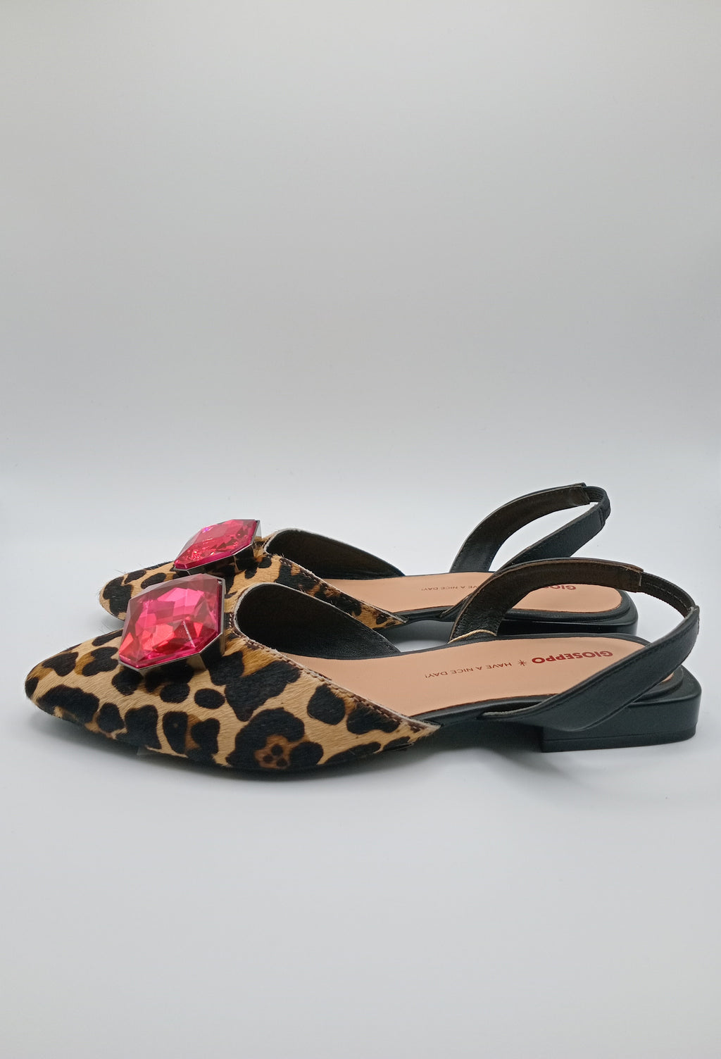 SABRINA MULLET GIOSEPPO ONÇA ANIMAL PRINT COURO APLICAÇÃO PEDRA DIAMANTE ROSA