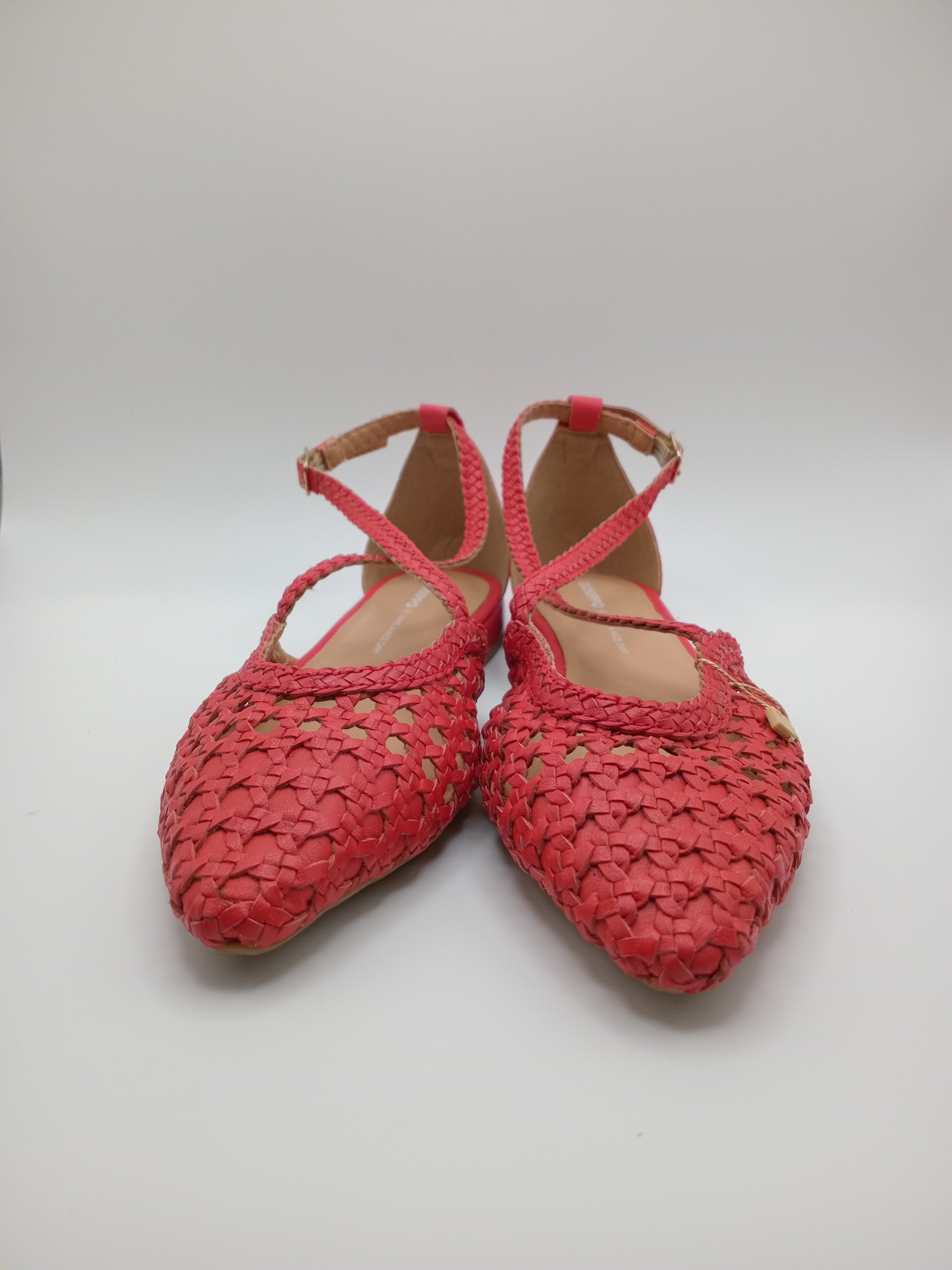 SABRINA MULLET GIOSEPPO VERMELHO COURO MACRAME ENTRELACE BICUDO
