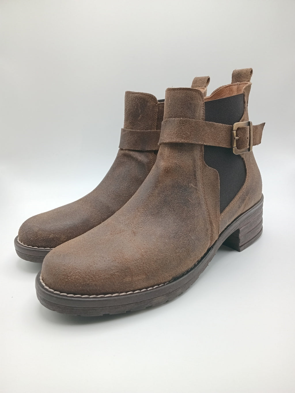 BOTA SALTO MACADI CASTANHO COURO TIRA ELÁSTICO ZIPER BOTIM