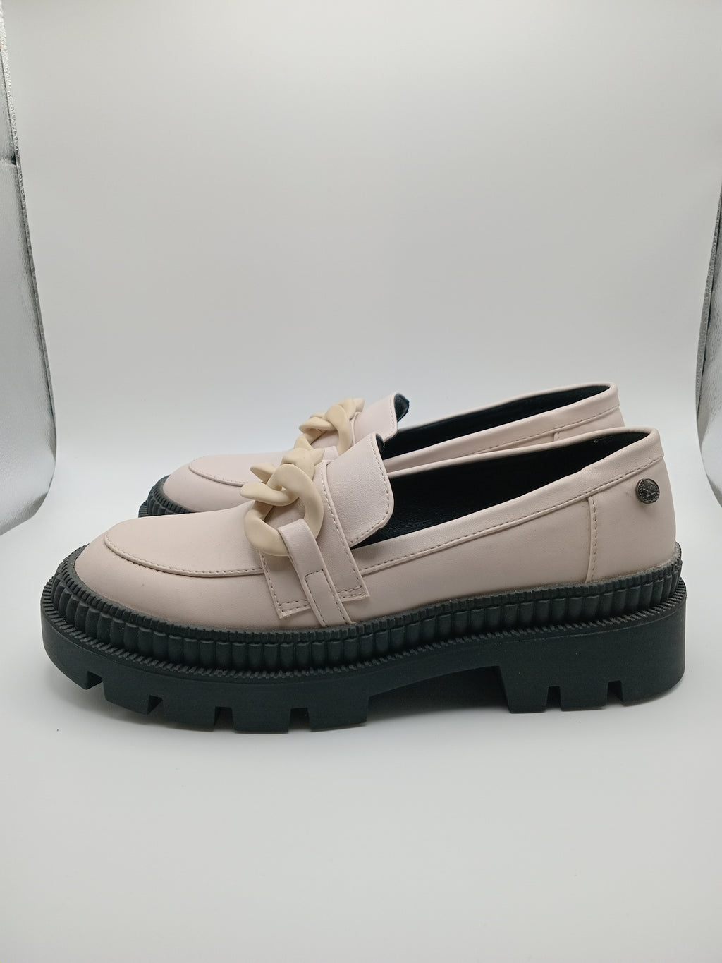 MOCASSIM TRATORADO XTI CREME PRETO ECO PELE APLICAÇÃO CORRENTE BEGE