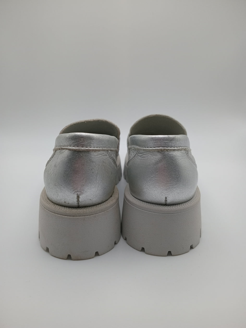 MOCASSIM TRATORADO DRAKART GOLD PRATA COURO LISO