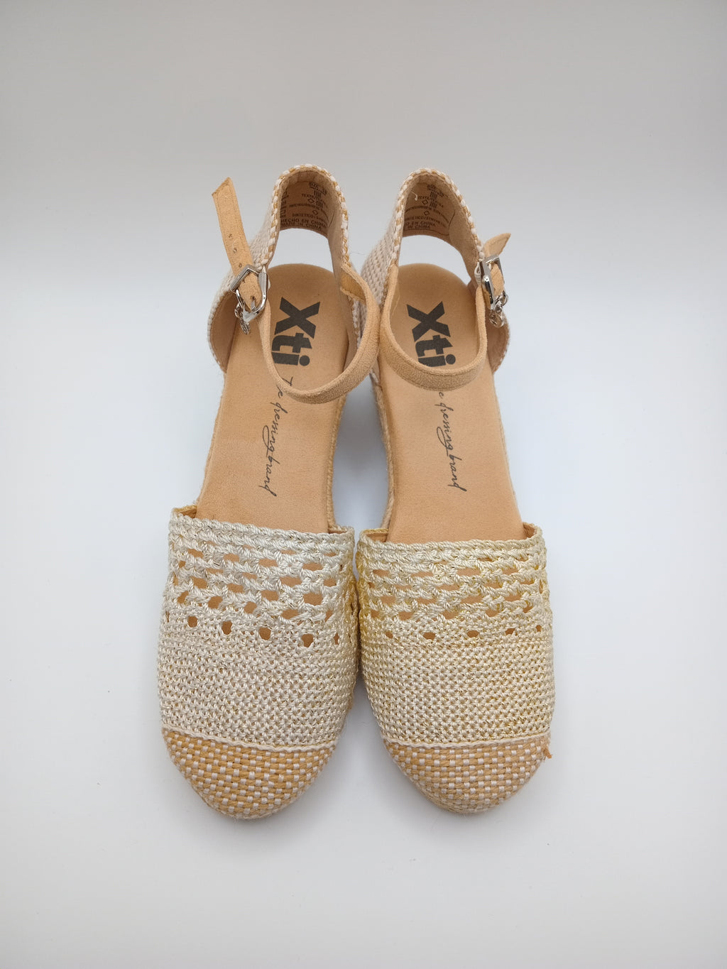SALTO CUNHA XTI BRANCO BEGE CROCHE MACRAME