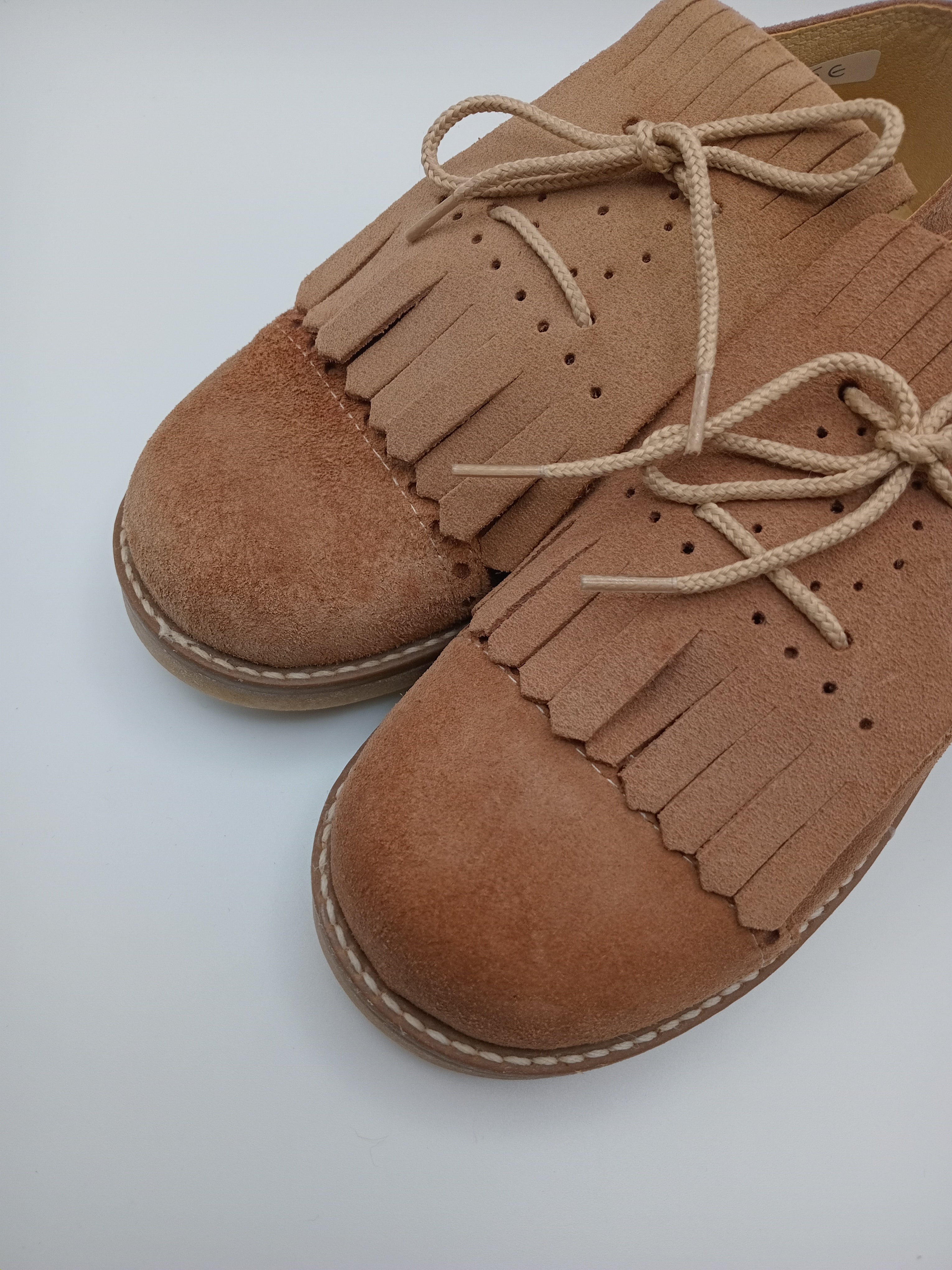 SAPATO INFANTIL POWER KIDS CASTANHO CLARO COURO FRANJA APLICAÇÃO REMOVÍVEL