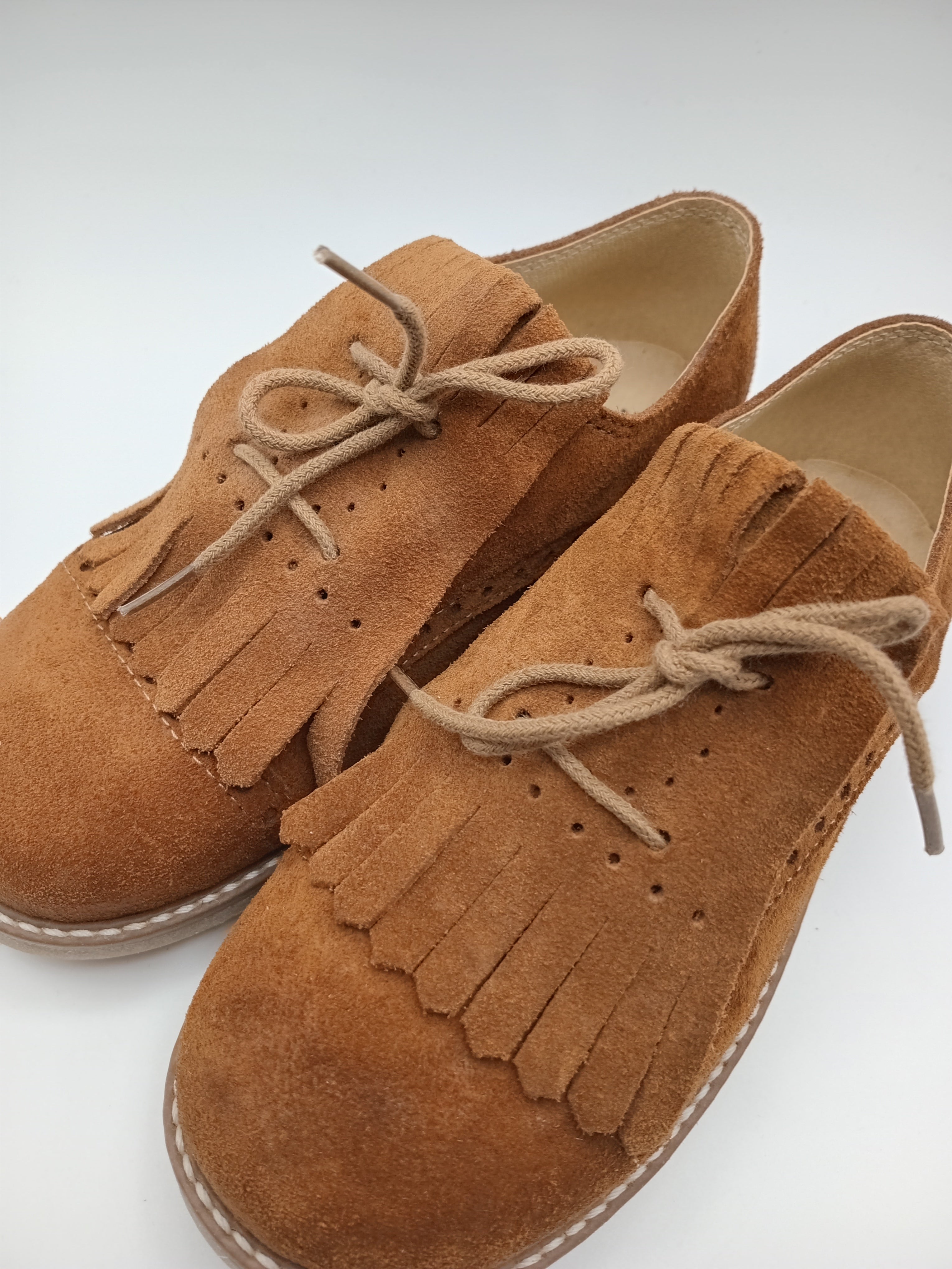 SAPATO INFANTIL POWER KIDS CASTANHO COURO FRANJA APLICAÇÃO REMOVÍVEL