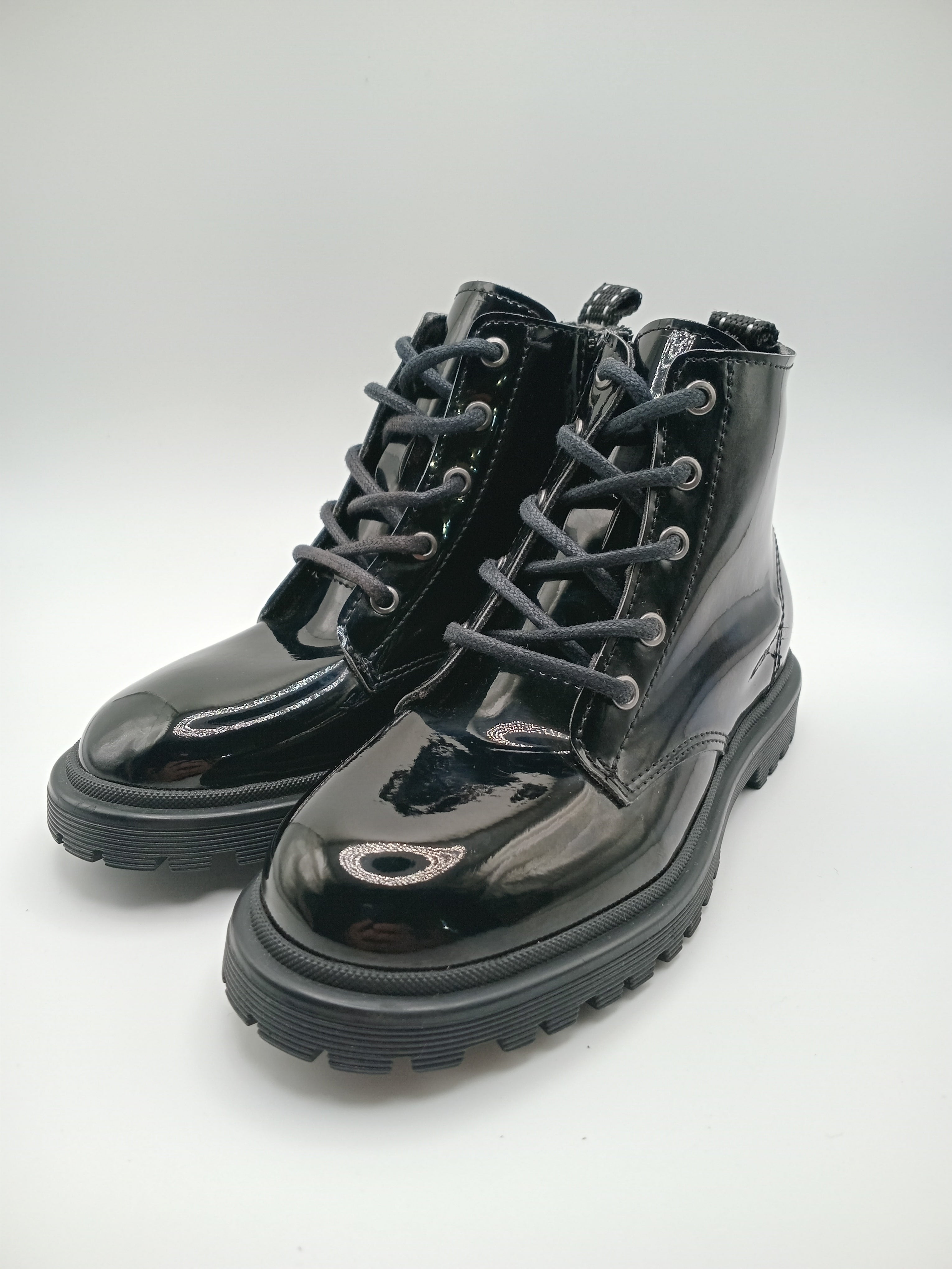 BOTA COTURNO POWER KIDS PRETO ECO PELE LISO ZIPER