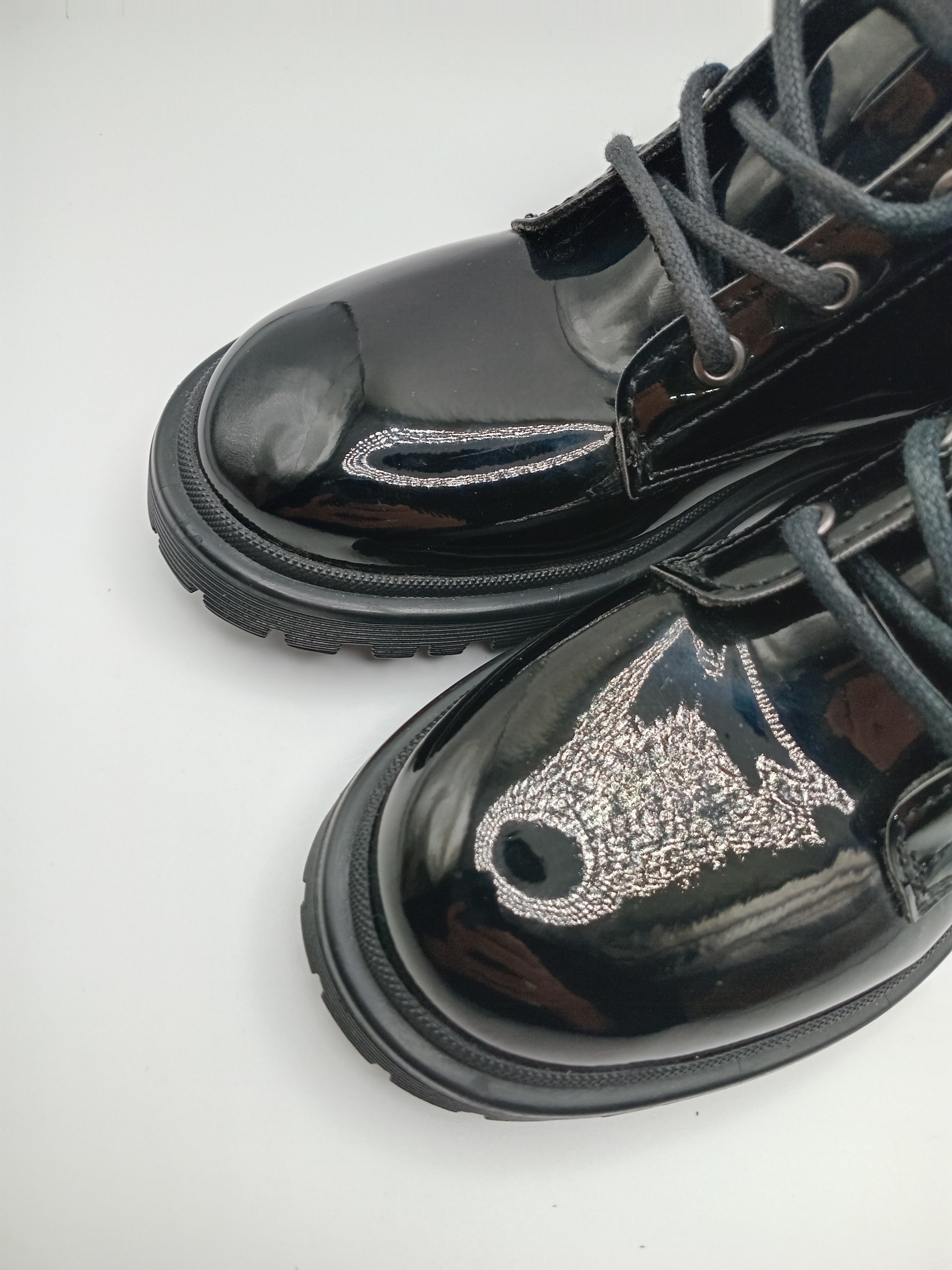 BOTA COTURNO POWER KIDS PRETO ECO PELE LISO ZIPER