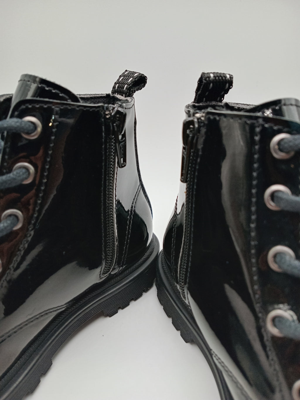 BOTA COTURNO POWER KIDS PRETO ECO PELE LISO ZIPER