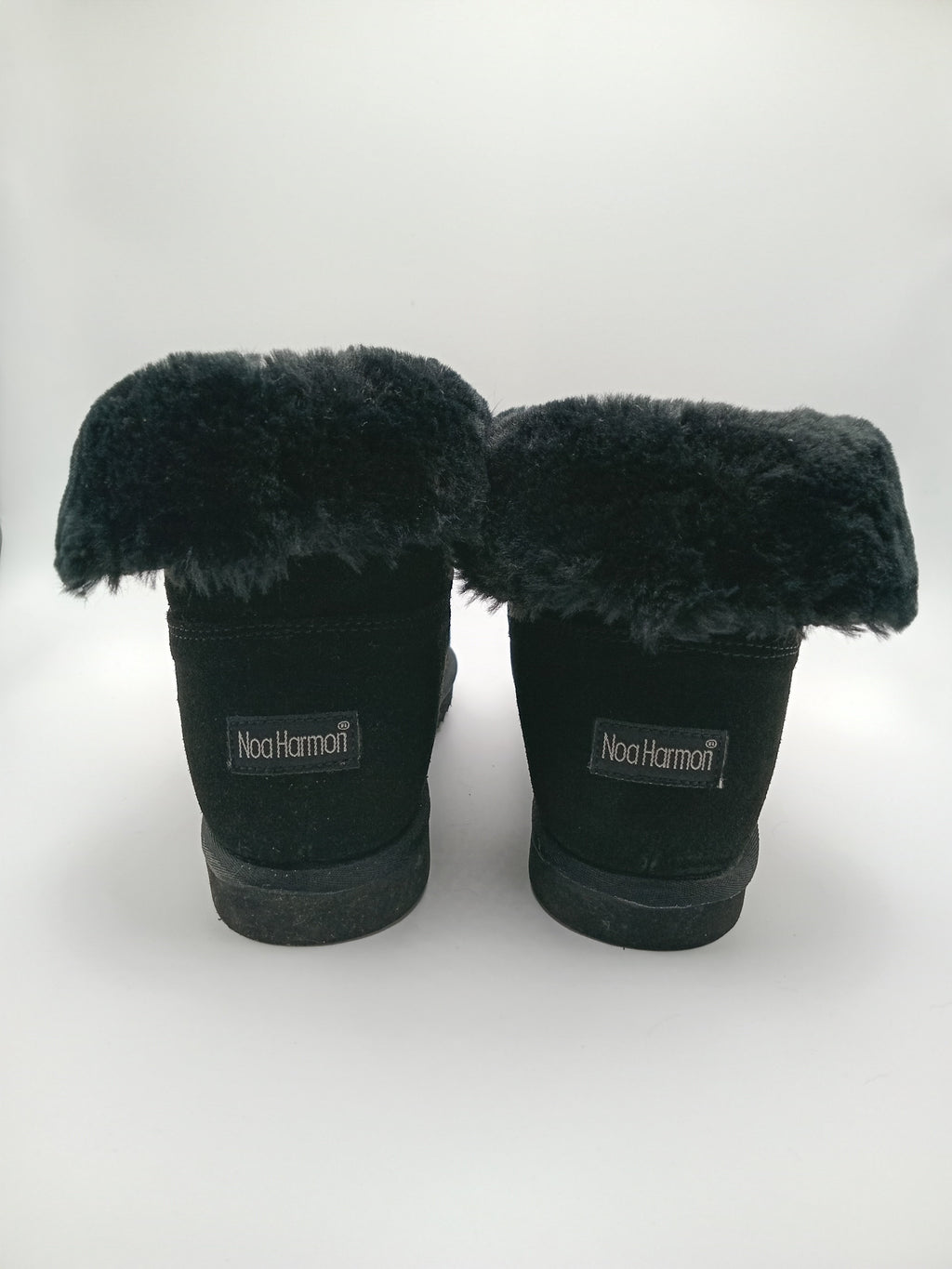 BOTA PANTUFAS NOA HARMON PRETO COURO TAXAS PELOS