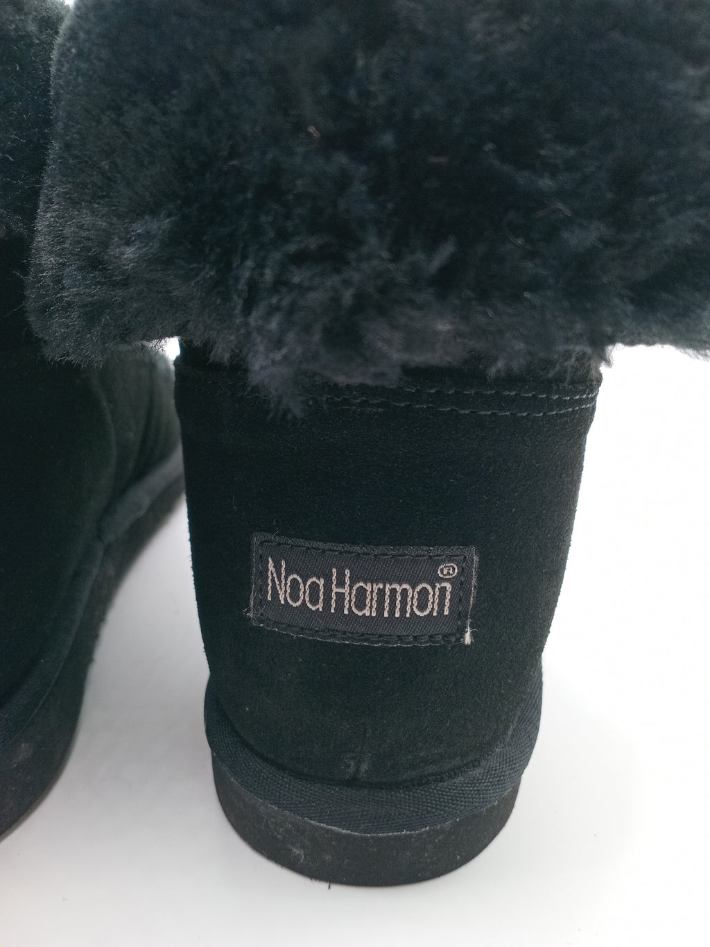 BOTA PANTUFAS NOA HARMON PRETO COURO TAXAS PELOS