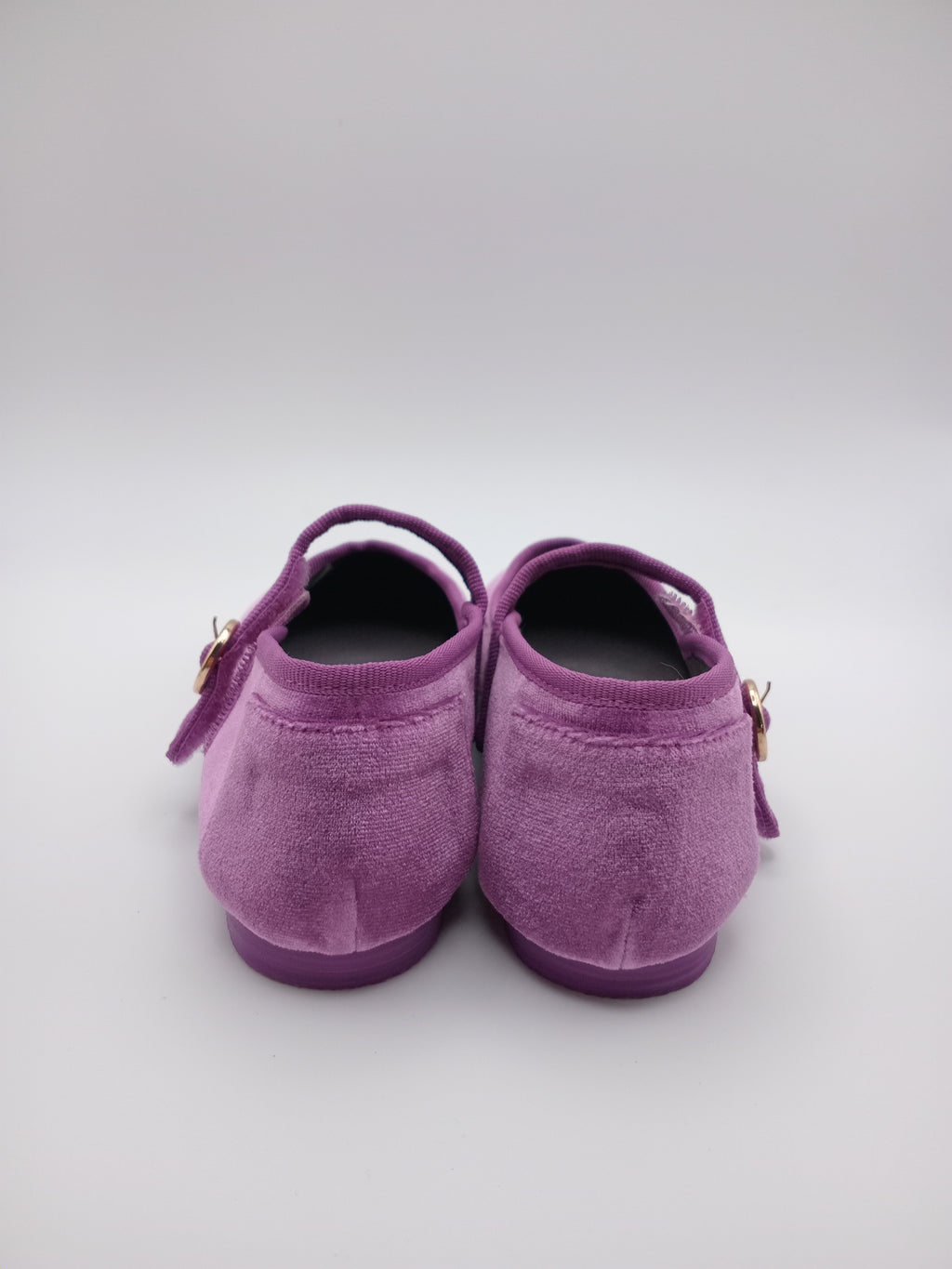 Sapatos Mary Jane Infantil Paez em Veludo Roxo; Sabrinas de Menina com Fecho de Velcro; Calçado Confortável e Elegante para Cerimónia ou Dia a Dia; Sapatilhas Clássicas Macias para Criança