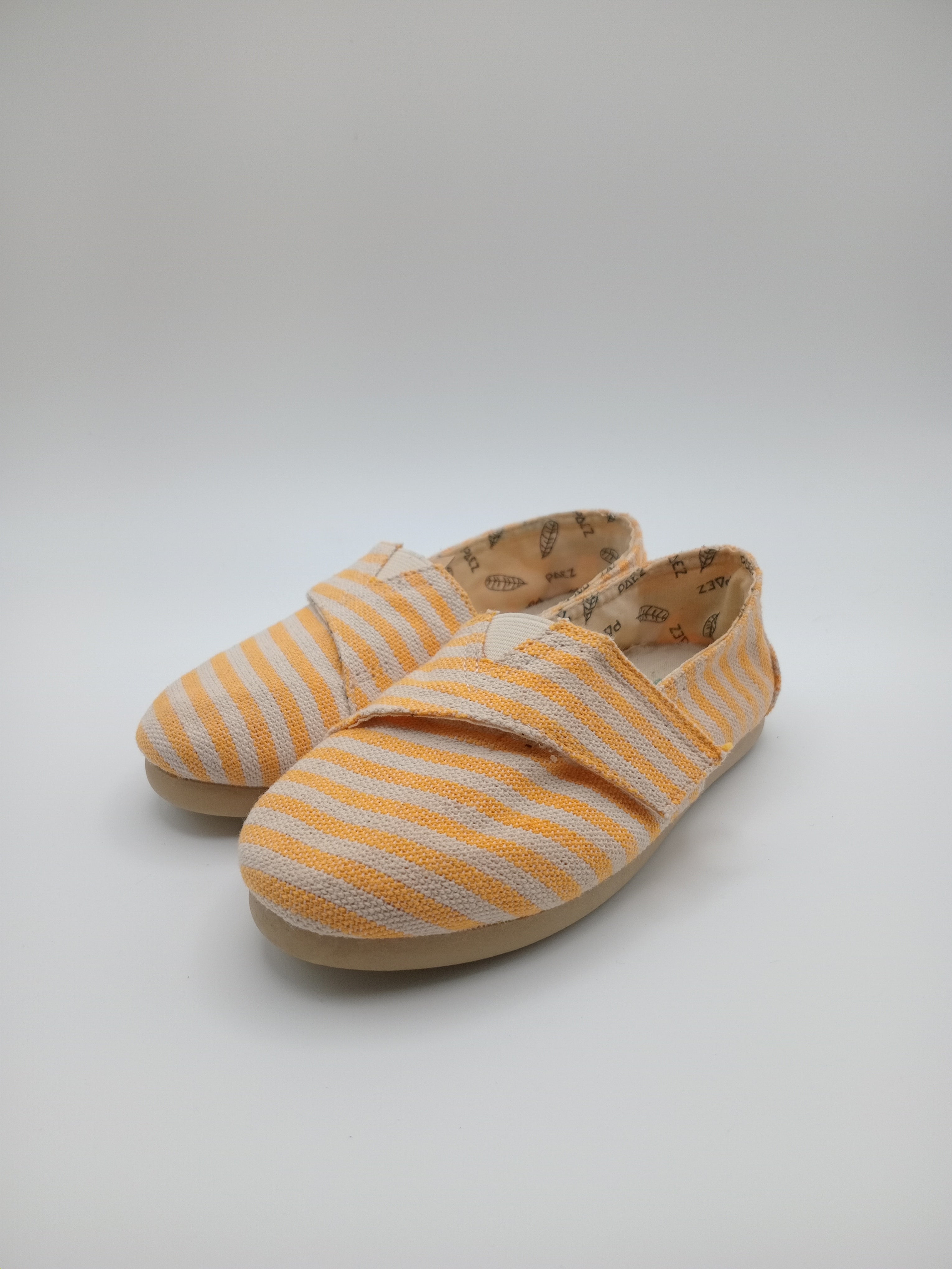 ALPARGATAS PAEZ MOSTARDA BEGE LISTRADO FECHO VELCRO