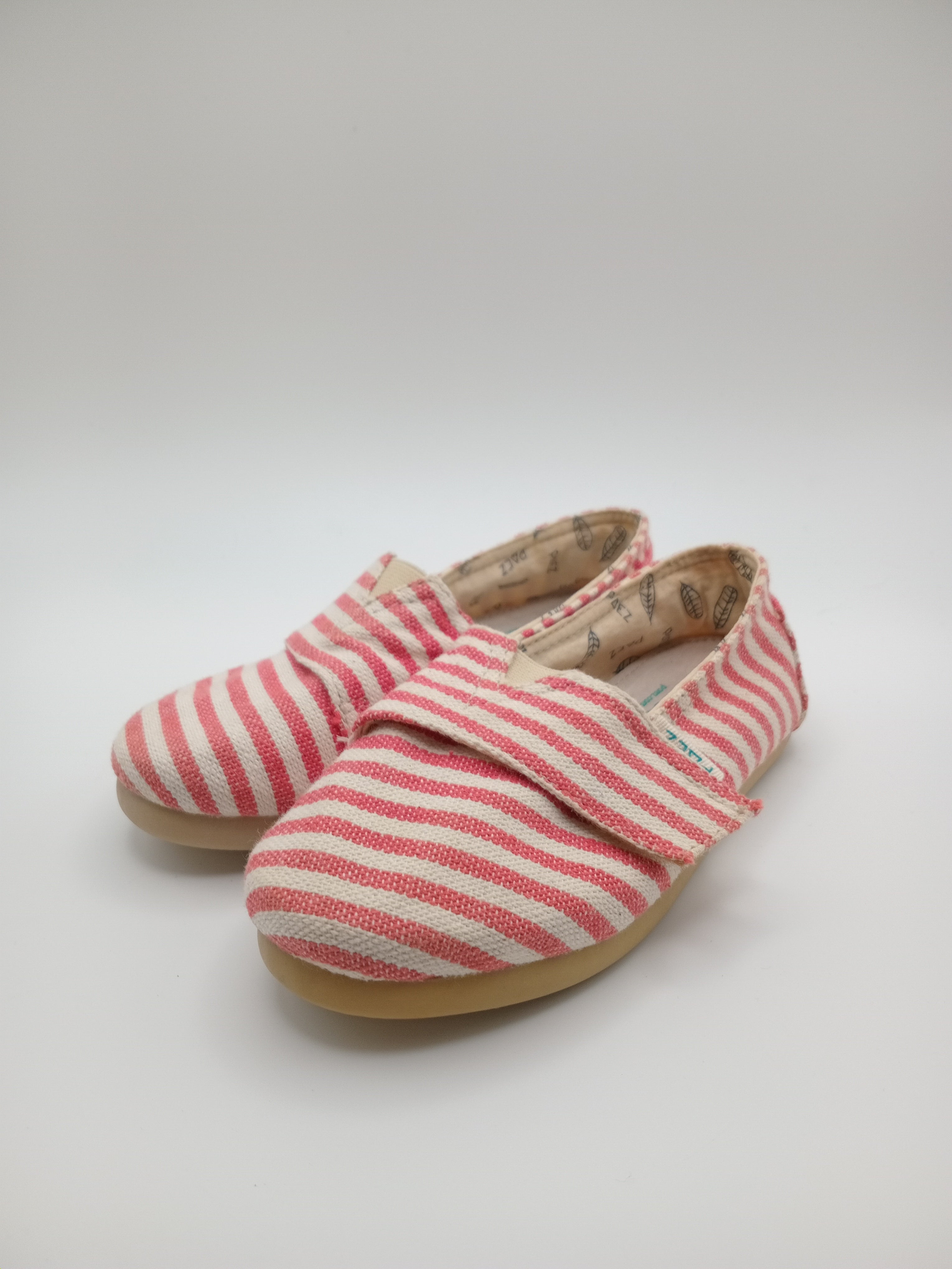 ALPARGATAS PAEZ VERMELHO BRANCO LISTRADO FECHO VELCRO