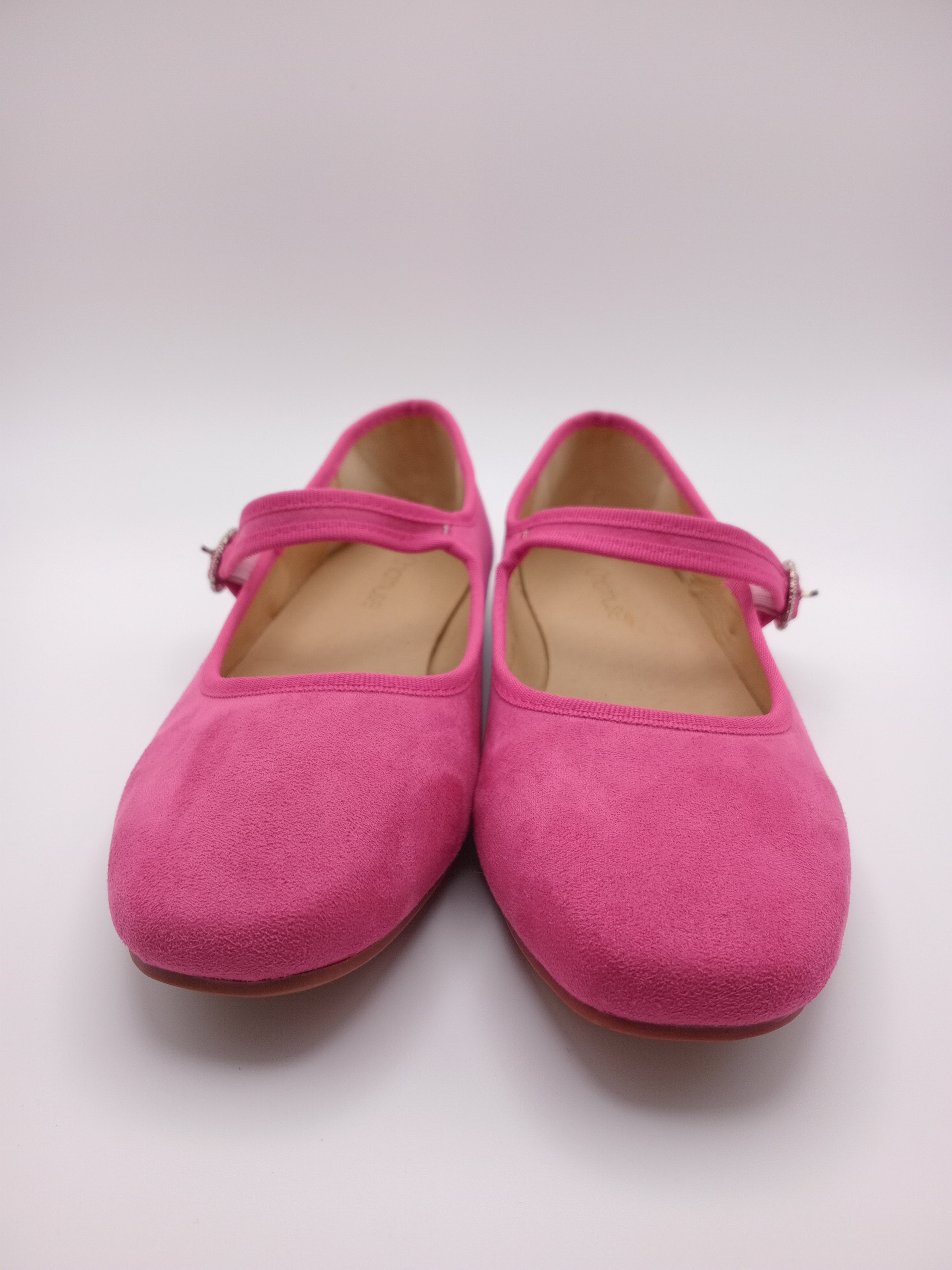 SABRINA MARY JANE CHICMUSE ROSA VELUDO FIVELA PEDRA BRILHO BICO QUADRADO