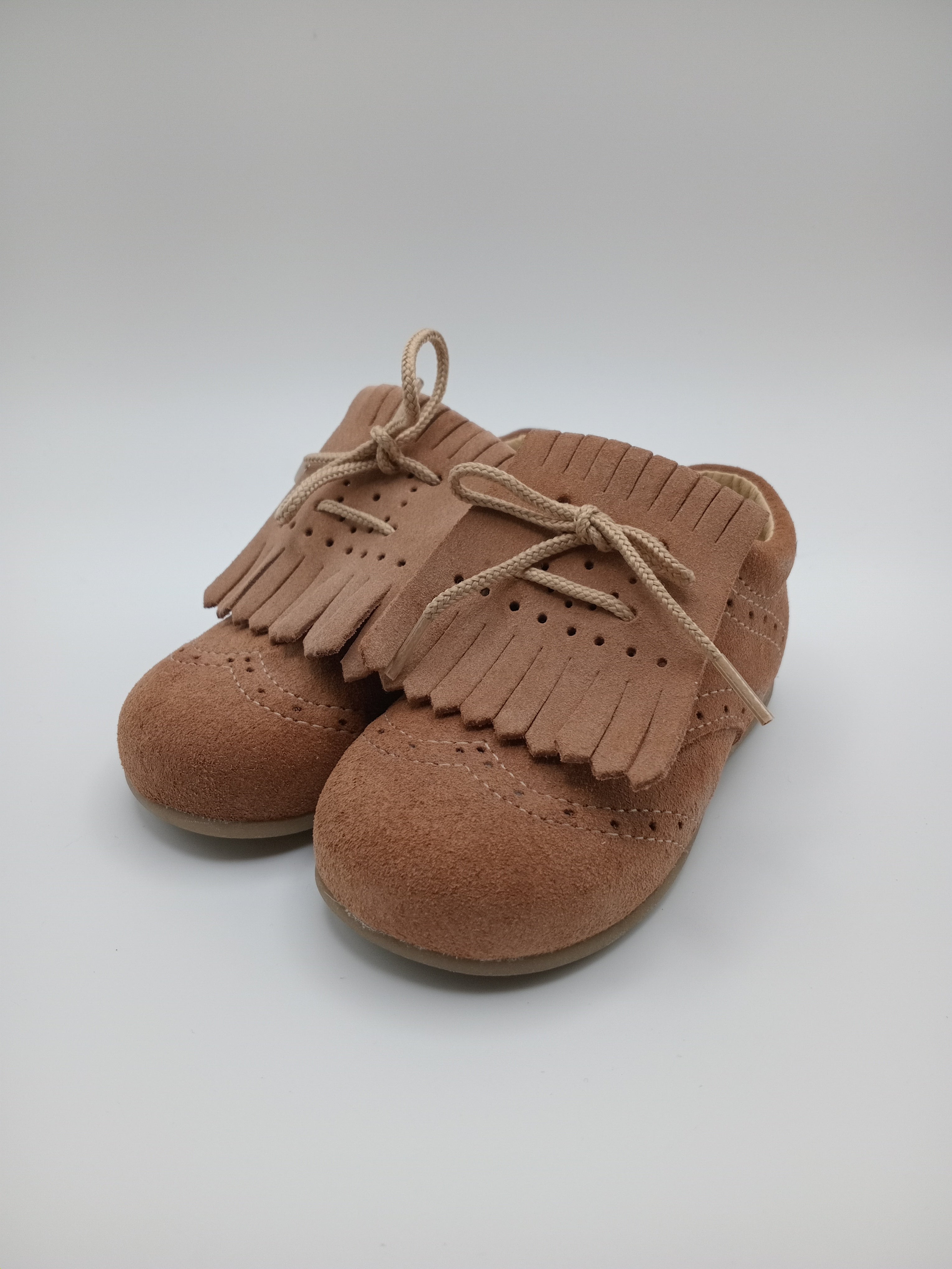 SAPATO INFANTIL POWER KIDS CASTANHO CLARO COURO FRANJA APLICAÇÃO REMOVÍVEL