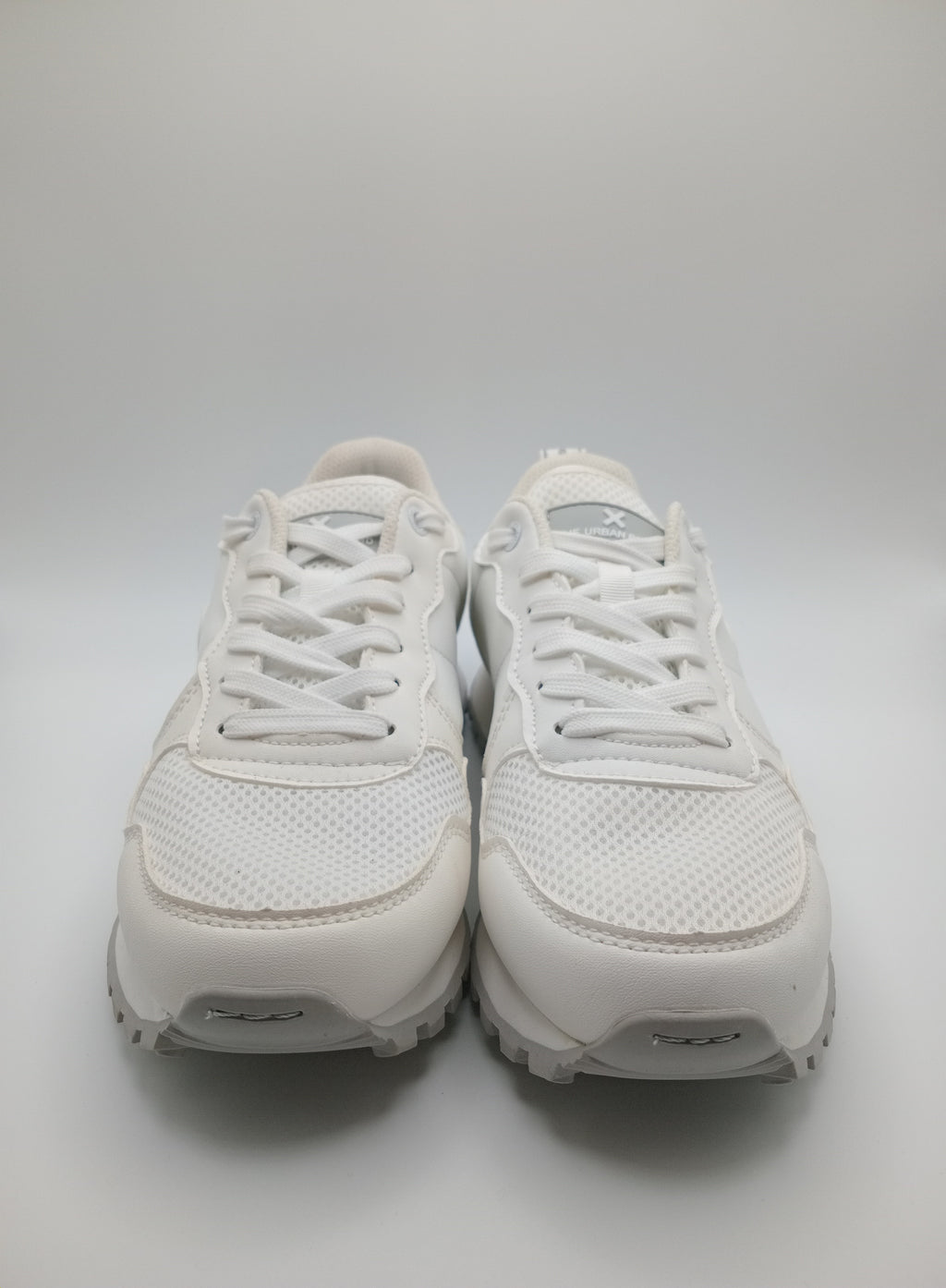 TÊNIS XTI BRANCO TECIDO SPORT SOLA ANTIDERRAPANTE CINZA