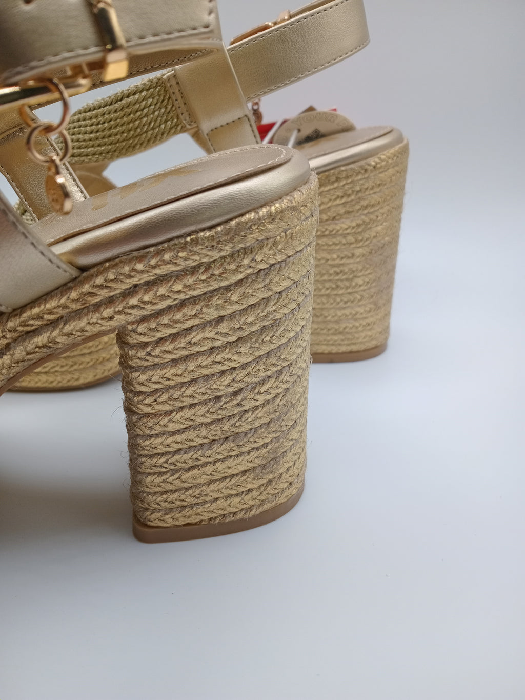 Sandália de Cunha Xti com Plataforma em Esparto; Calçado Feminino de Salto Alto com Tiras Entrançadas em Dourado; Sapatos de Verão Elegantes e Confortáveis para Mulher