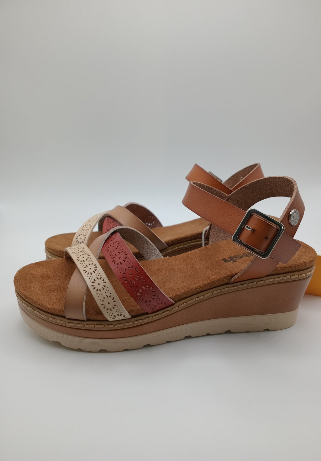 SALTO CUNHA REFRESH CASTANHO TIRAS VERMELHO BEGE