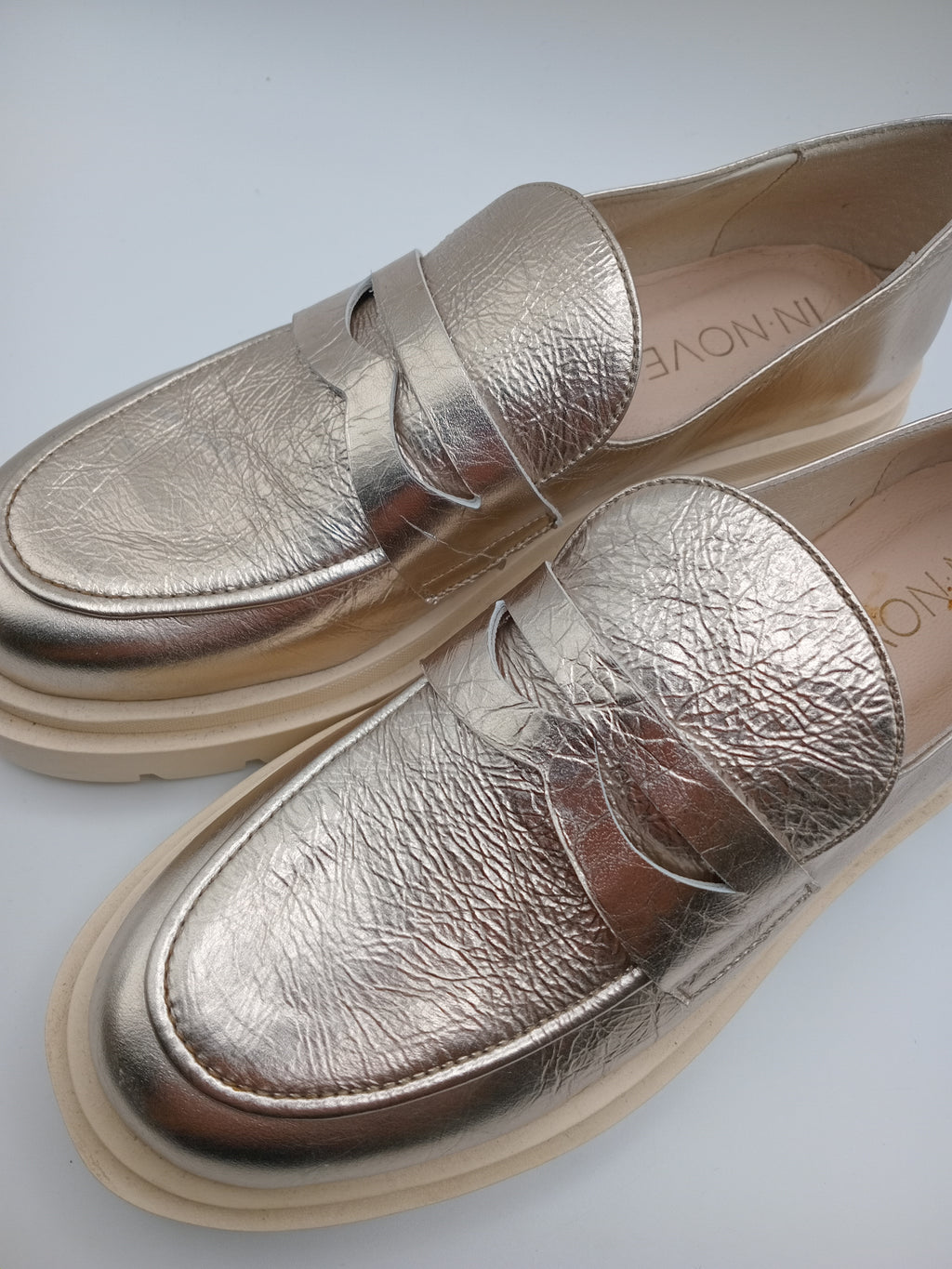 MOCASSIM TRATORADO IN•NOVE NUDE ROSE COURO ACETINADO