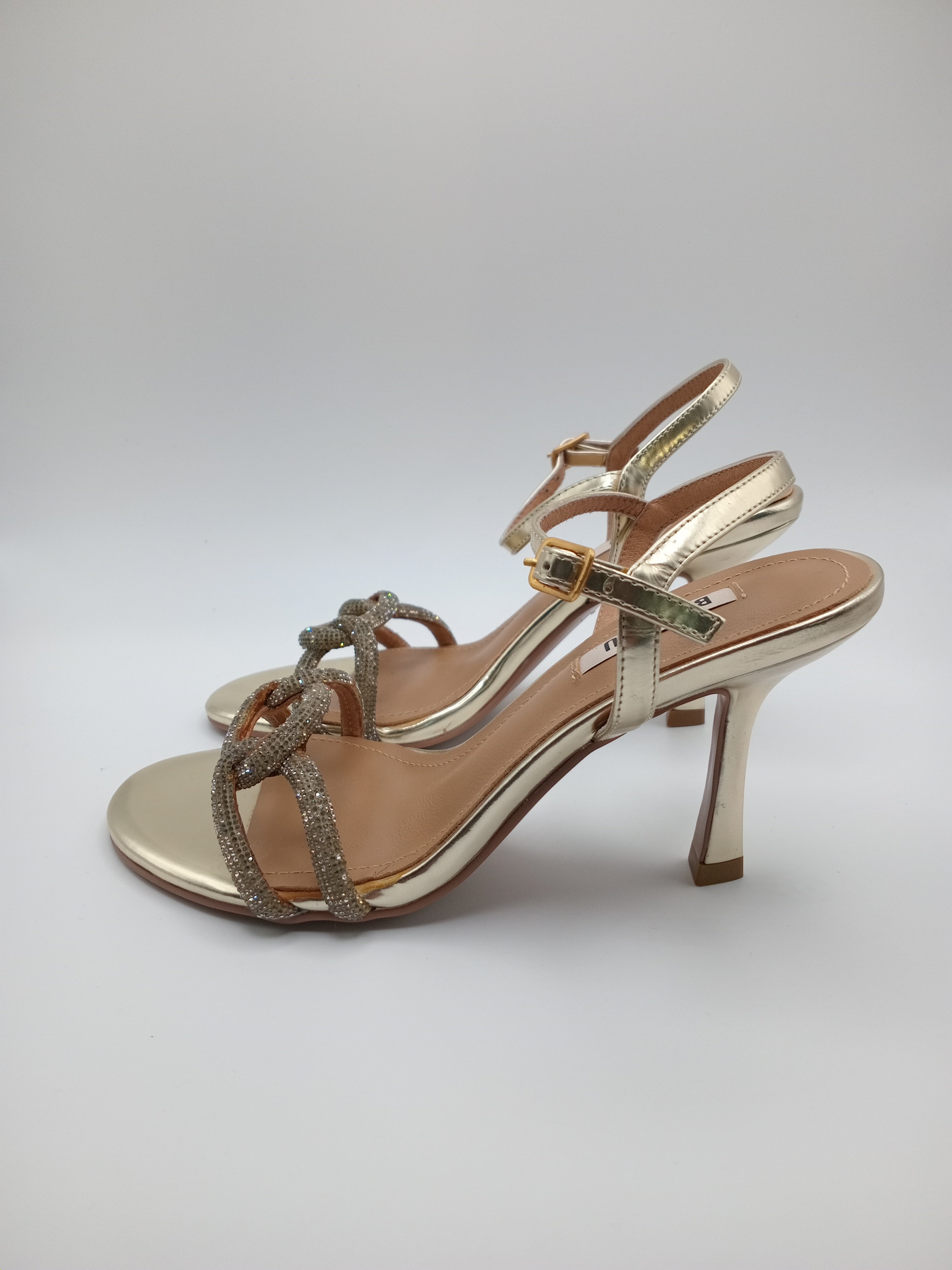 SALTO SANDÁLIA BIBI LOU DOURADO COURO PEDRA BRILHO CRAVEJADA AGULHA