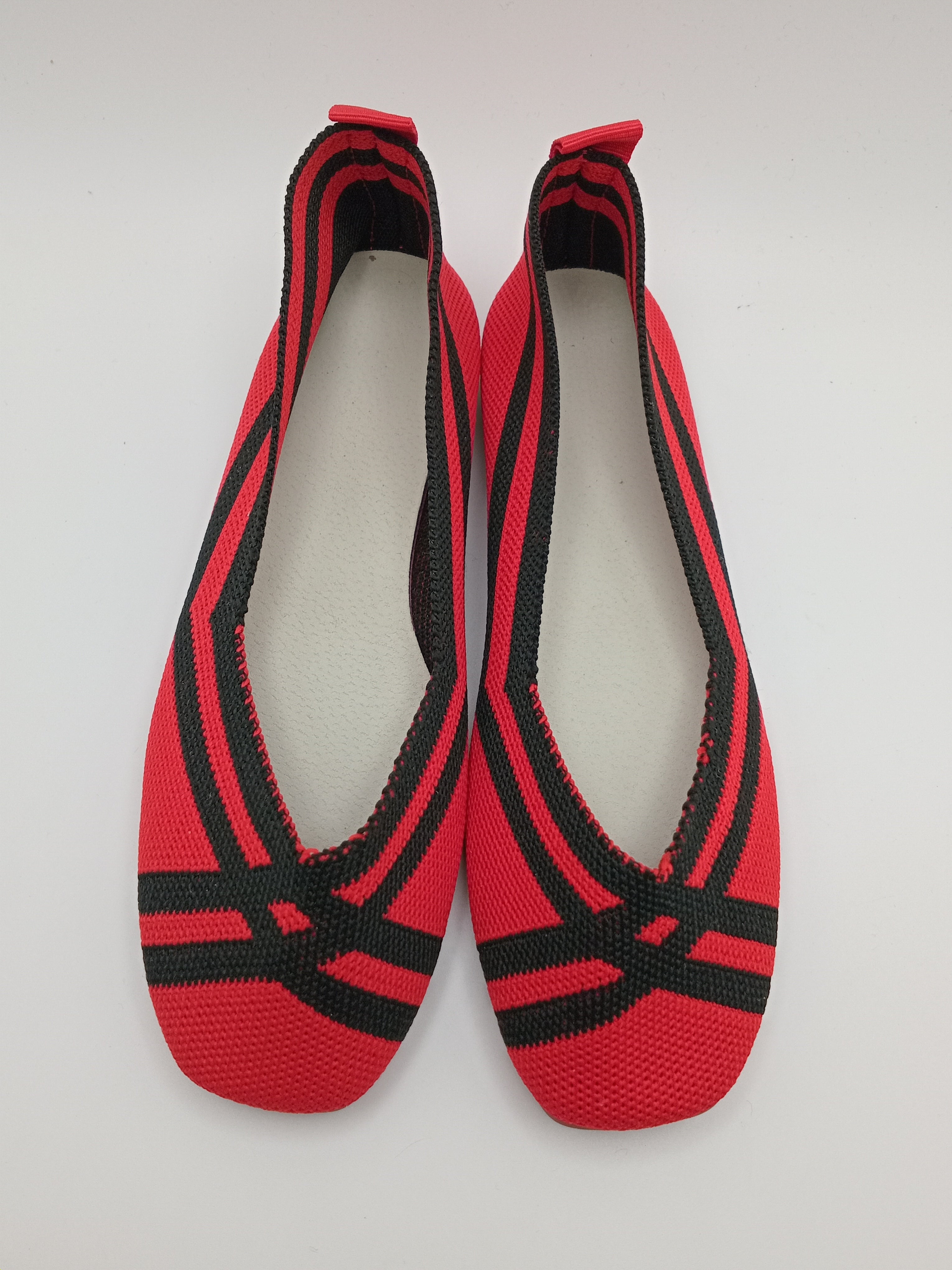 SABRINA FASHION VERMELHA PRETO TECISO LISTRA SUPER CONFORTO