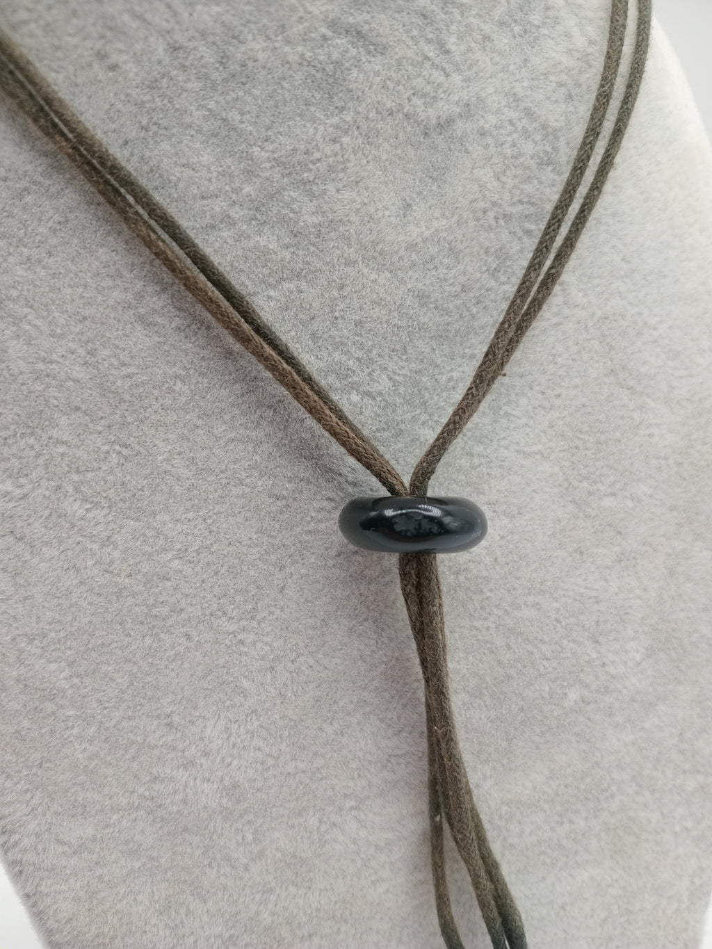 COLAR BOLAS LILÁS ROSA SALMON CORDÃO AJUSTÁVEL