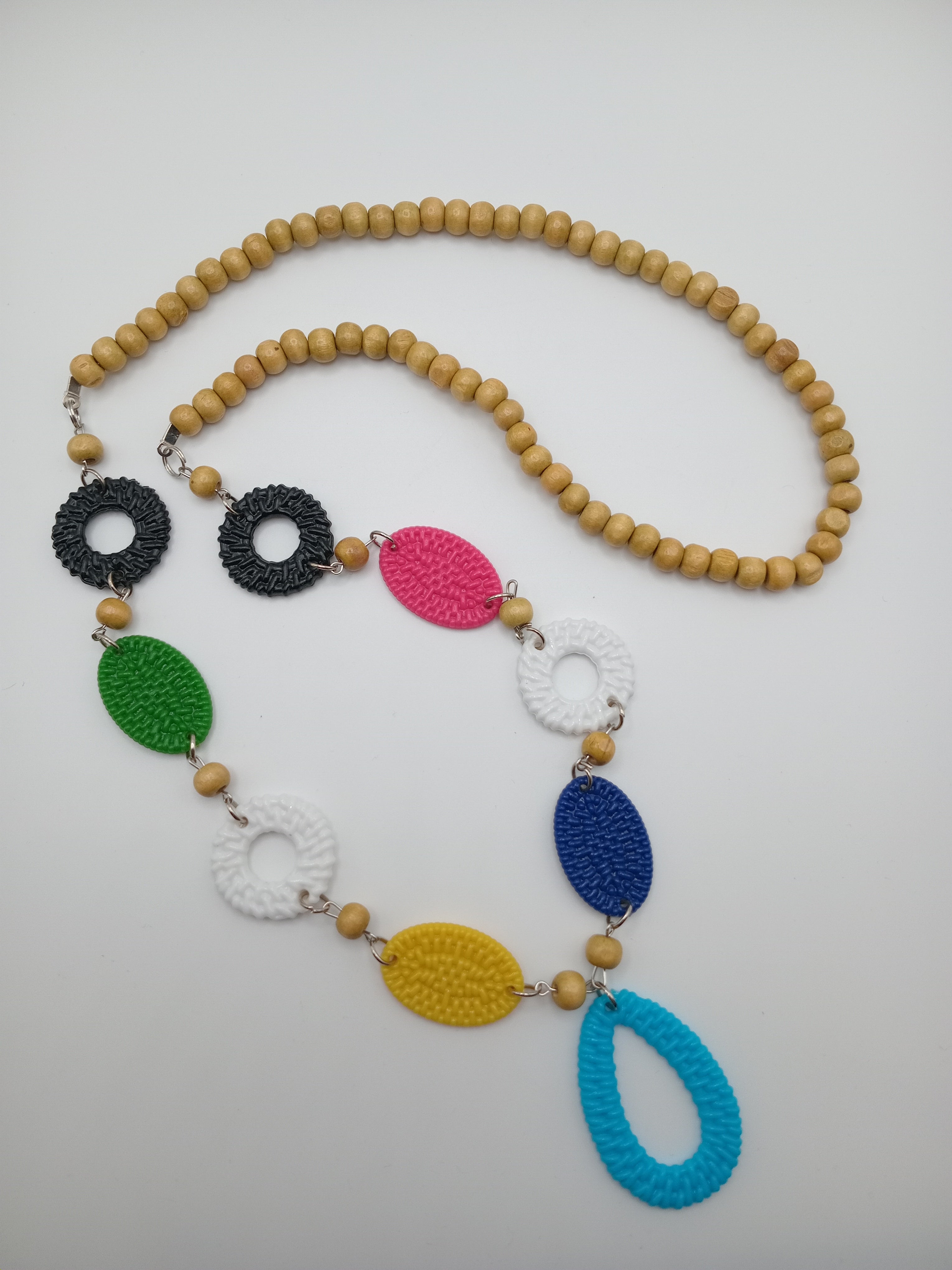 COLAR MISSANGAS MULTI CORES FORMAS AZUL AMARELO BRANCO ROSA VERDE PRETO