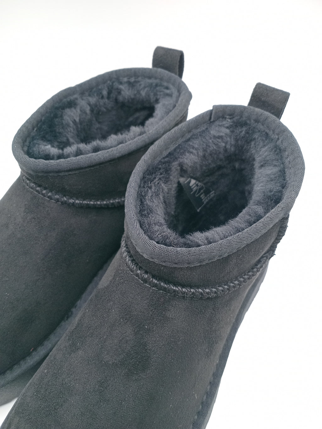 BOTA PANTUFA XTI PRETO PELOS VELUDO ETIQUETA CASTANHO