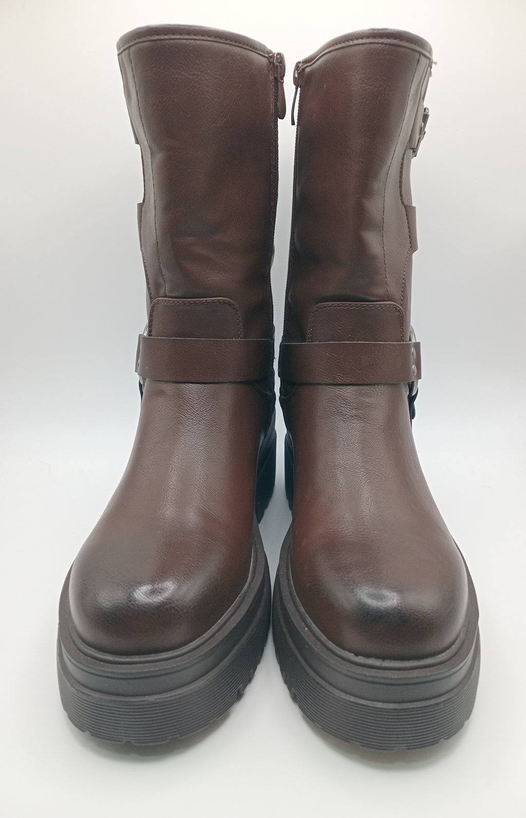 BOTA COTURNO BESTELLE CASTANHO ESCURO ECO PELE FECHO REGULÁVEL ZIPER