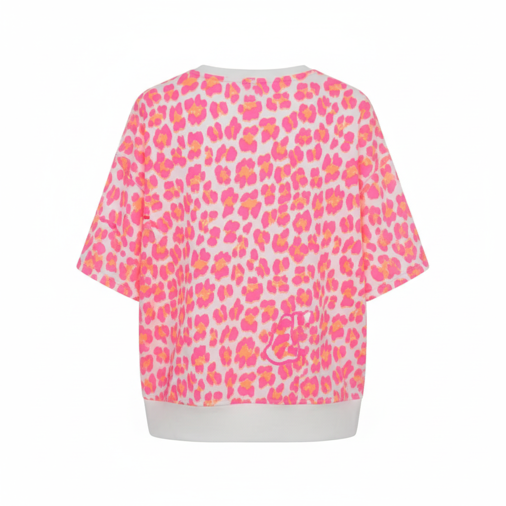 CAMISOLA CAMILLE FRANCE ROSA NEON BRANCO LEOPARDO ANIMAL PRINT DECOTE CANOA MANGA CURTA ESTAMPA LOVE YOURSELF