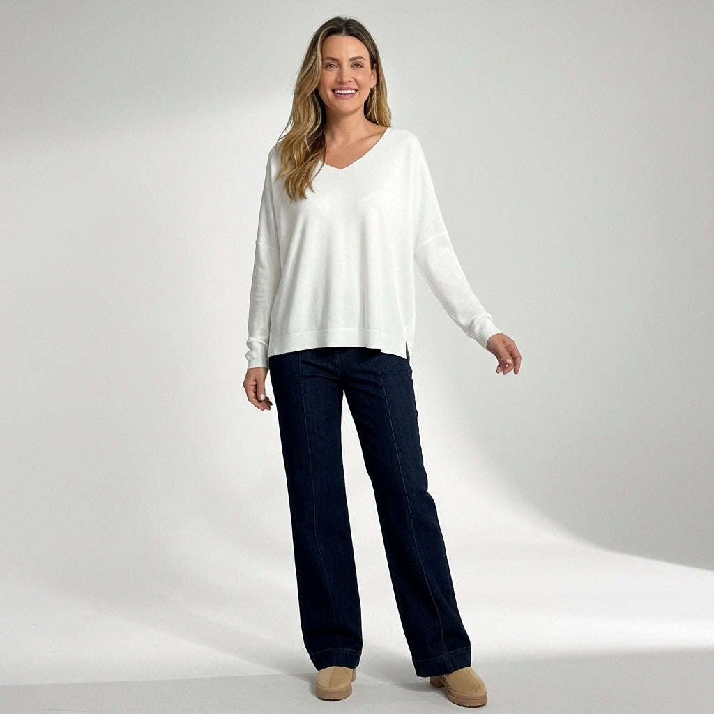 CAMISOLA VINCEOTTO BRANCO DECOTE EM BICO MANGA CUMPRIDA PUNHO E BARRA CANELADA FENDA LATERAL
