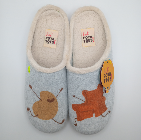 PANTUFAS HOT POTATOES CINZA SOLA GROSSA BORRACHA POLTRONA E BATATA CORRENDO PARA O ABRAÇO