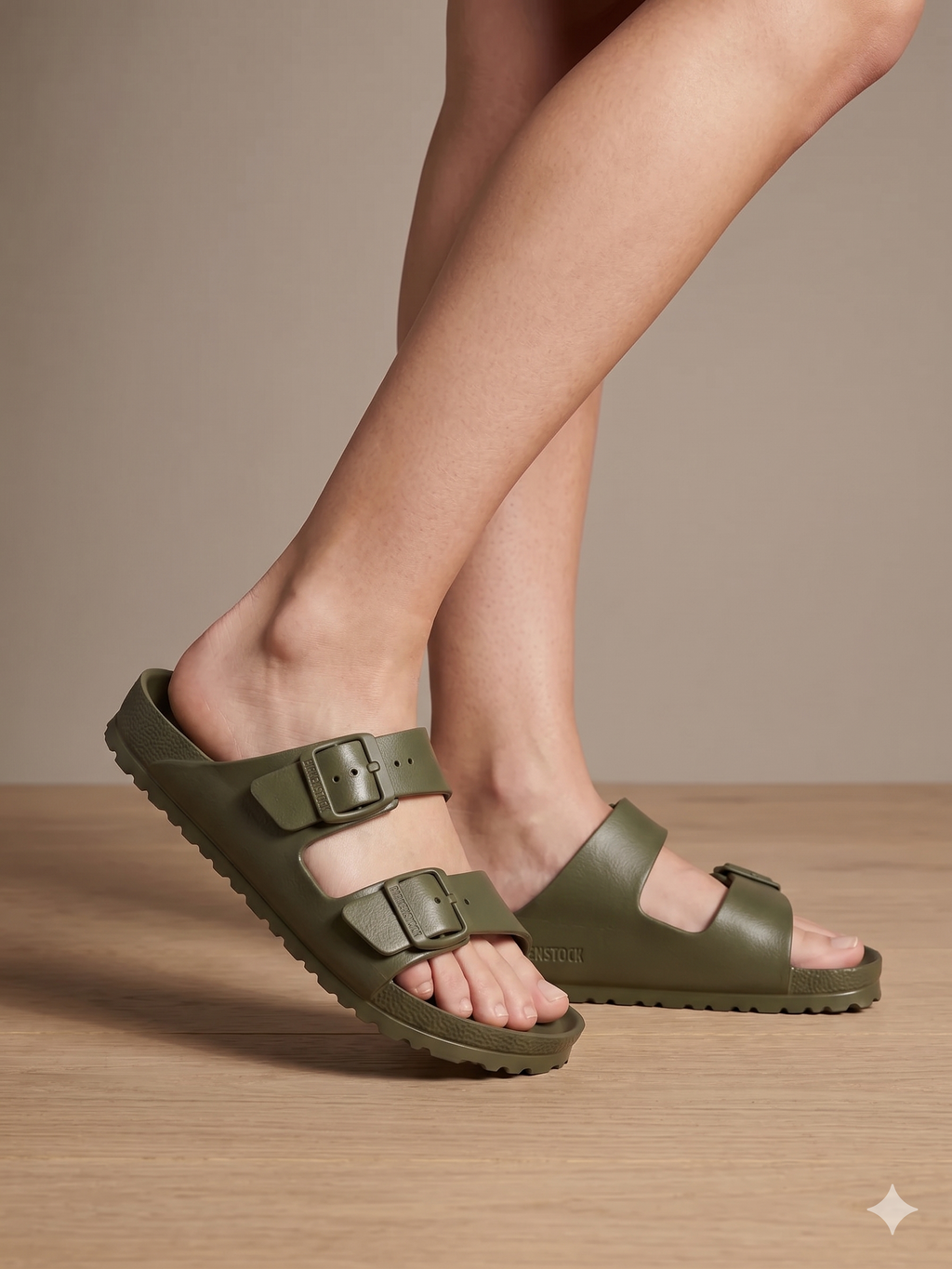 Sandálias Birkenstock Arizona EVA originais com fivelas ajustáveis, chinelos confortáveis de verão para homem e mulher, cor Verde Khaki, material ultraleve e resistente à água, calçado ideal para praia e lazer