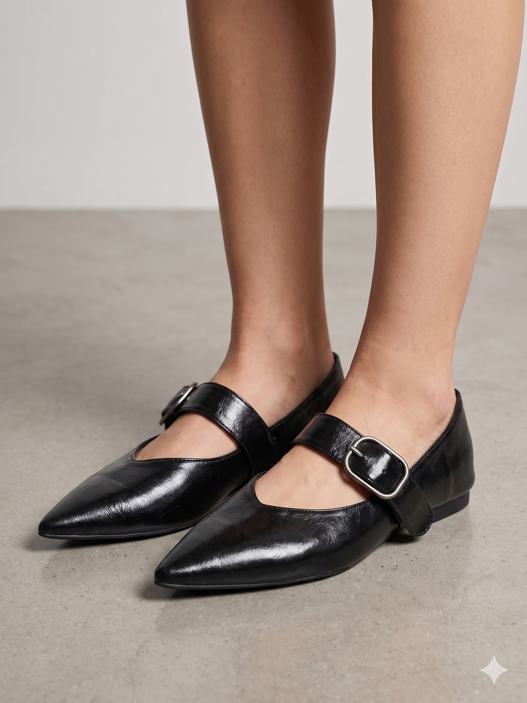 Sabrinas Sapatos Bellamica Mary Jane de Ponta Fina em Couro Preto; Elegantes com Fivela Larga; Calçado Casual e Formal Confortável para Senhora