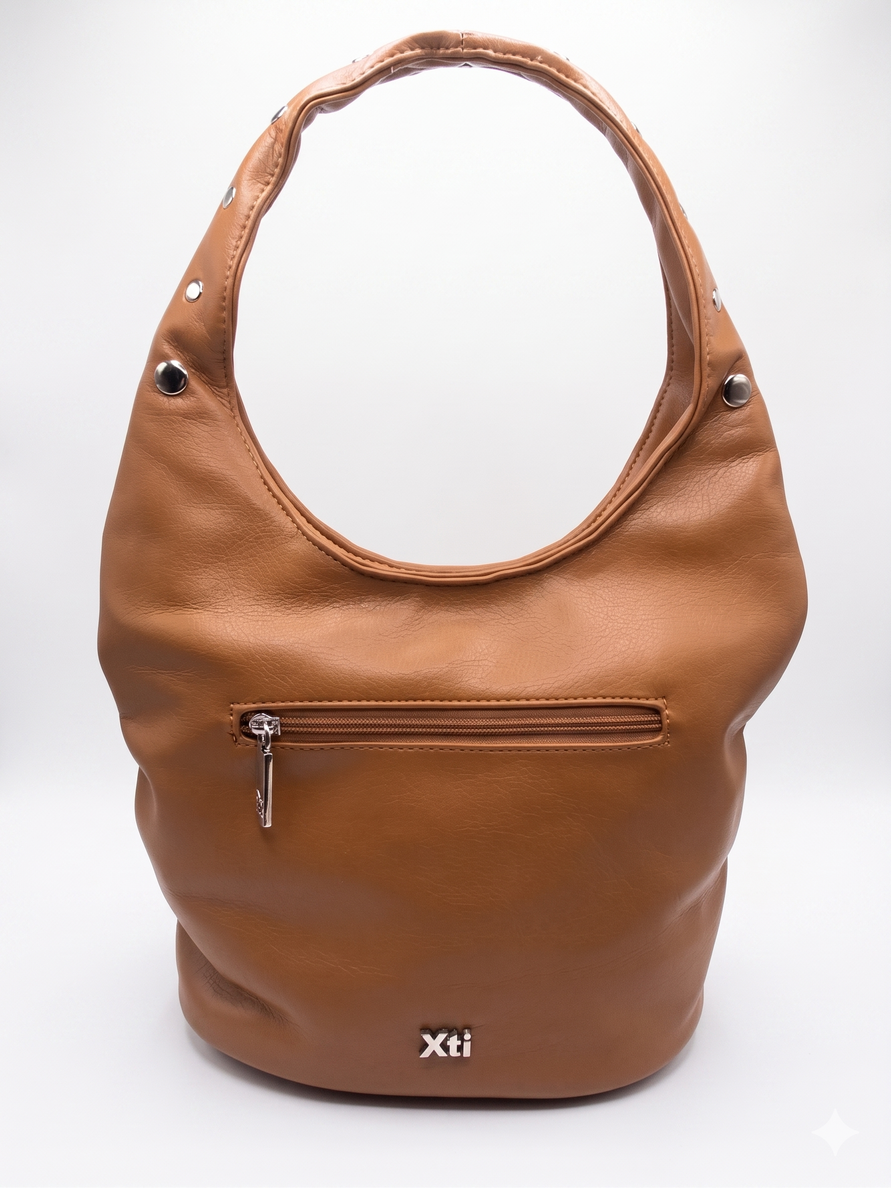 Mala de Ombro Feminina Xti Marrom em Pele Sintética com Tachas Prateadas, Bolsa Hobo Elegante com Bolso Exterior e Fecho de Correr, Acessório Casual de Moda Original para Mulher