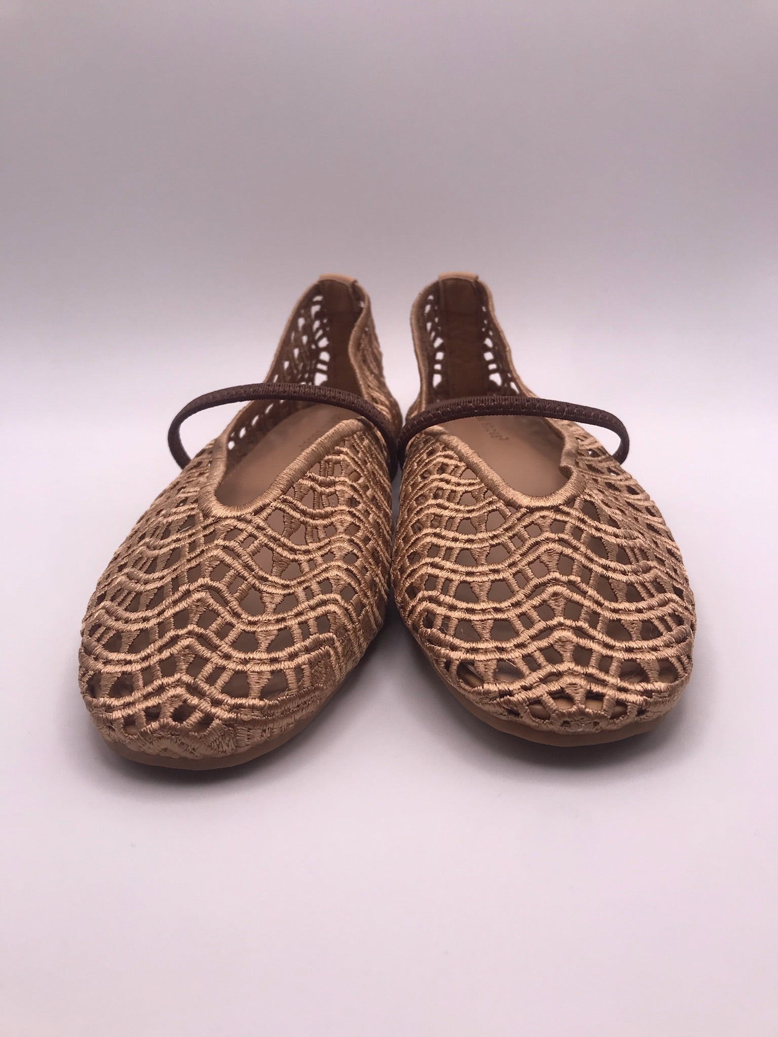 SABRINA MARY JANE IDEAL SHOES CASTANHO CARAMELO ESCURO DOURADO TECIDO MACRAME BICO QUADRADO