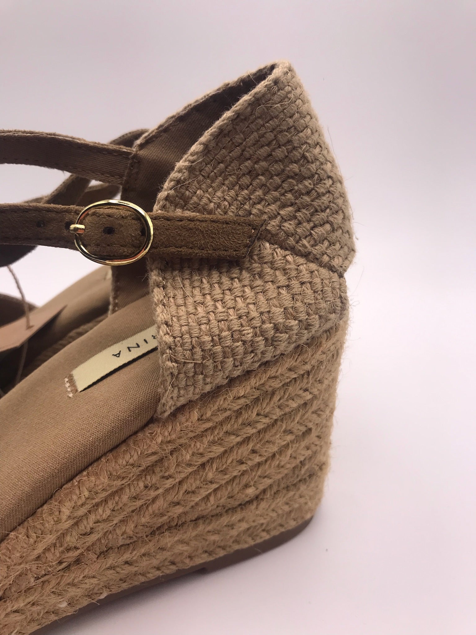 SALTO CUNHA CORINA CASTANHO CARAMELO CAMURÇA CORDAS MACRAME ENTRELACE AMARRAÇÃO