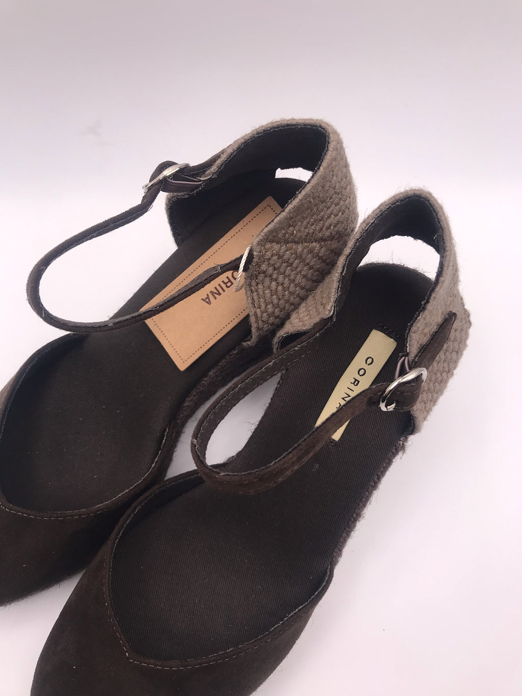 Alpercatas Cunha Castanhas Senhora Corina Cafe; Sandálias Cunha Salto Médio Verão; Sapatos de Cunha com Tira no Tornozelo Confortáveis