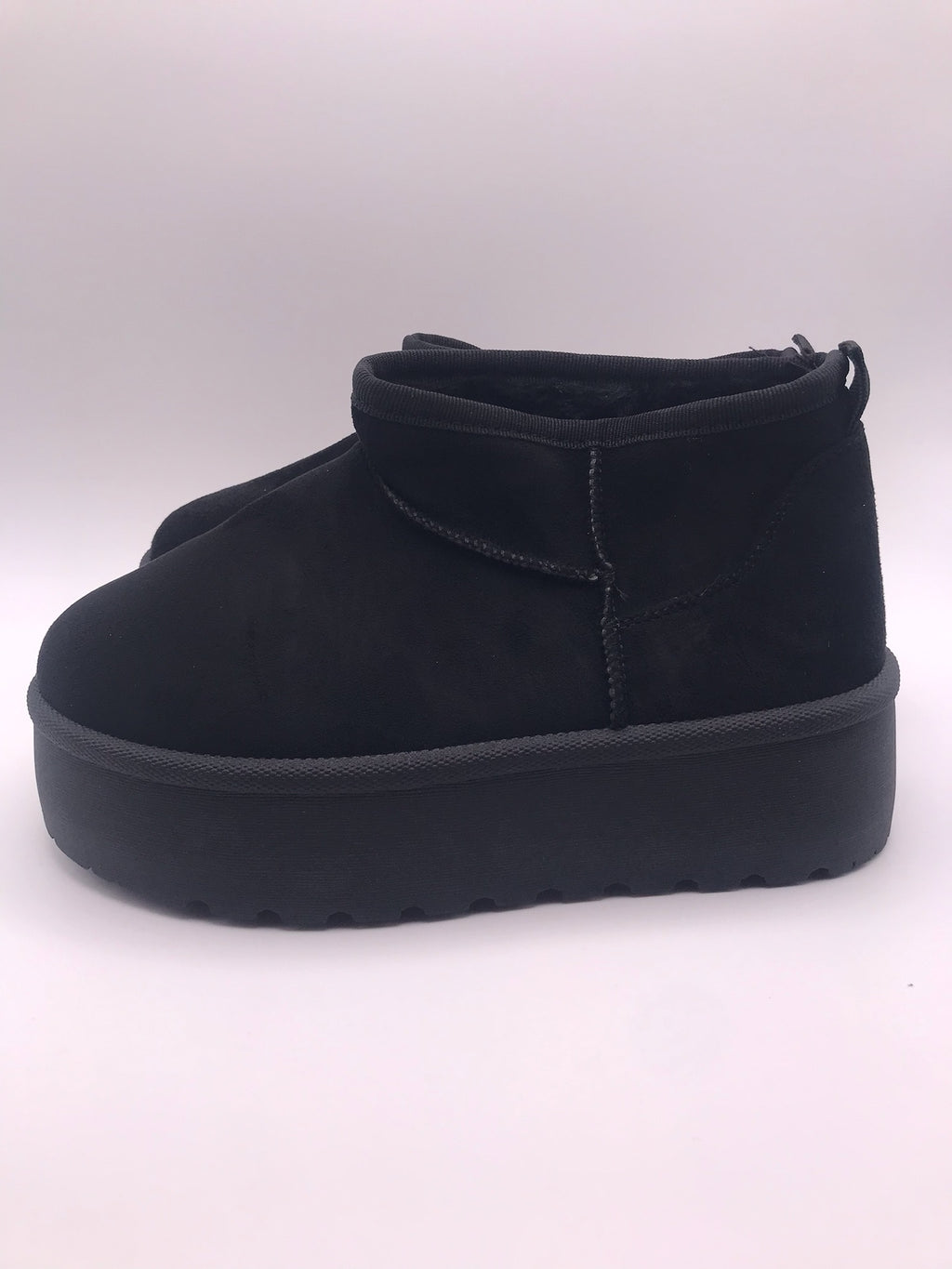 BOTA PANTUFAS MACADI BLACK VELUDO PELOS PRETO PLATAFORMA